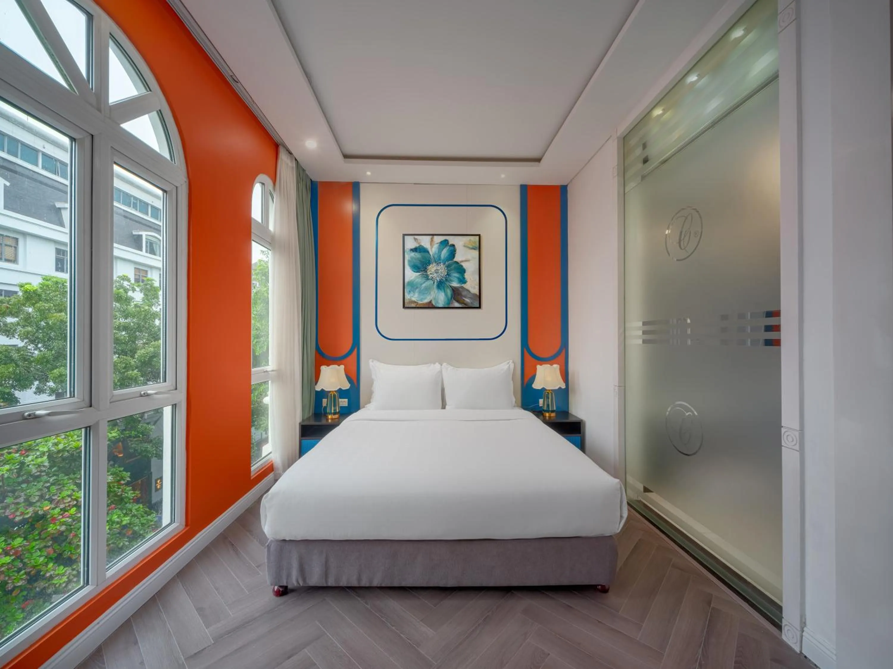 Bed in Minerva Church Hotel