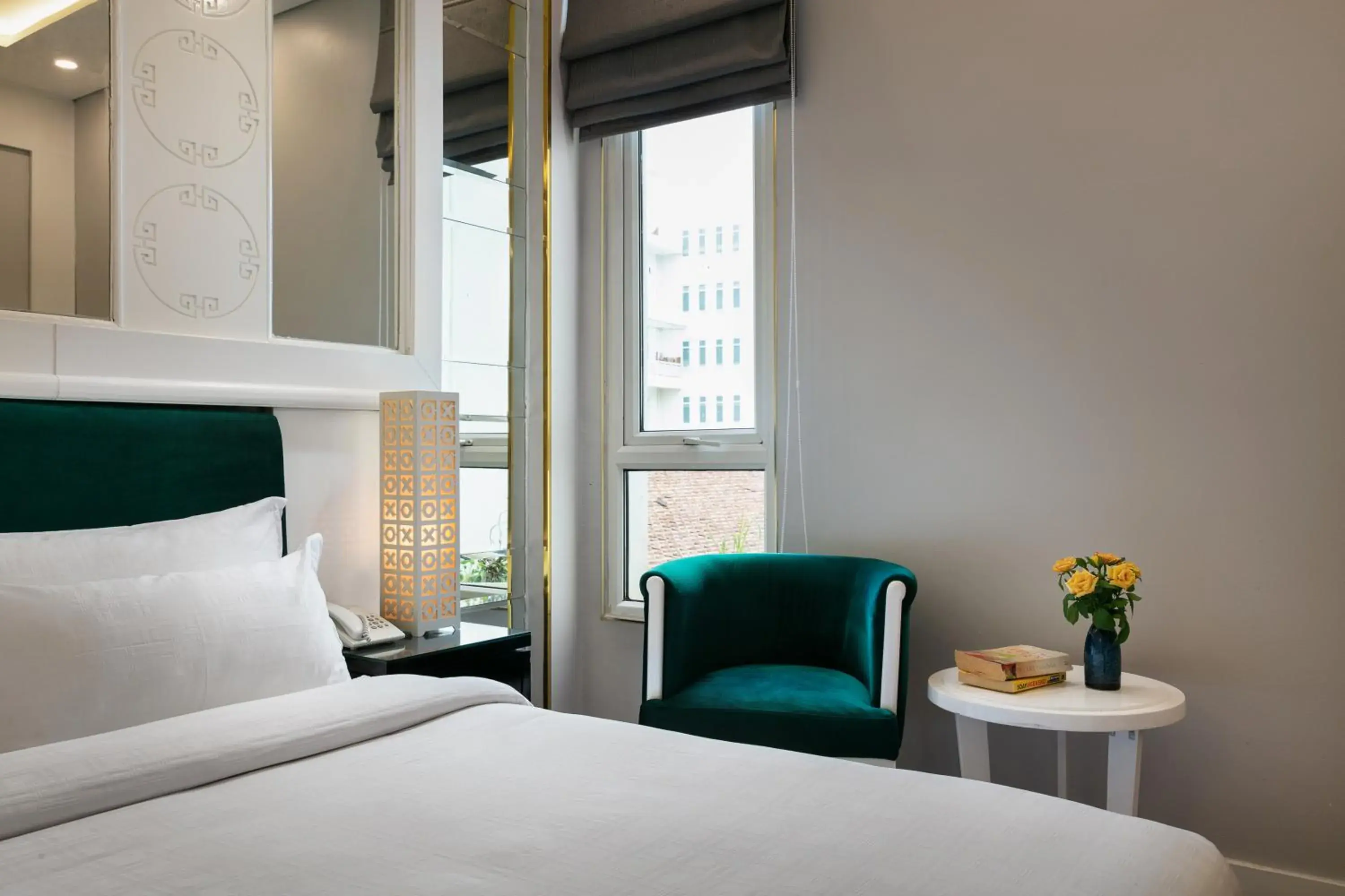 View (from property/room), Bed in Minerva Church Hotel View (from property/room), Bed in Minerva Church Hotel