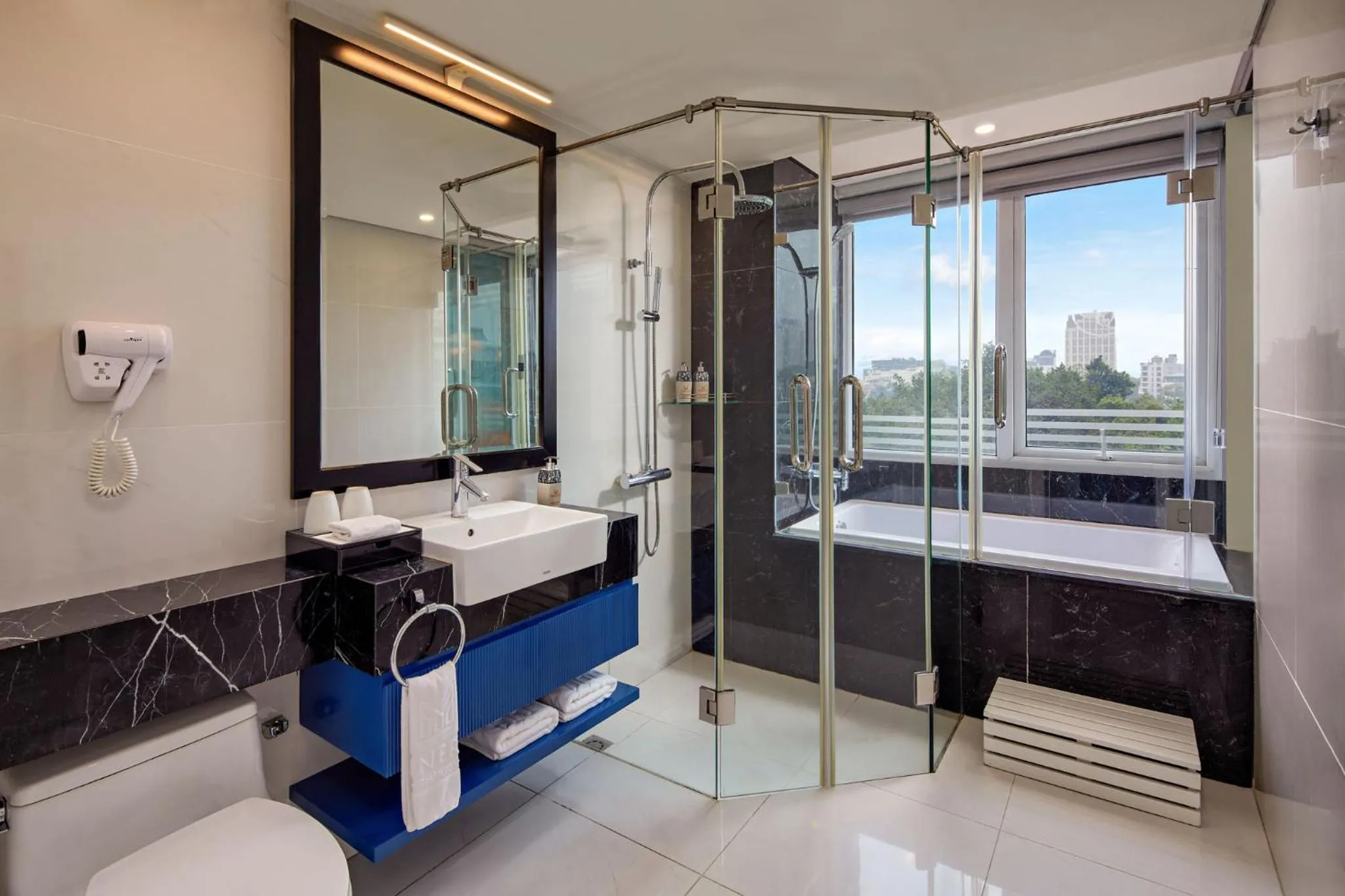 Minerva Church Hotel