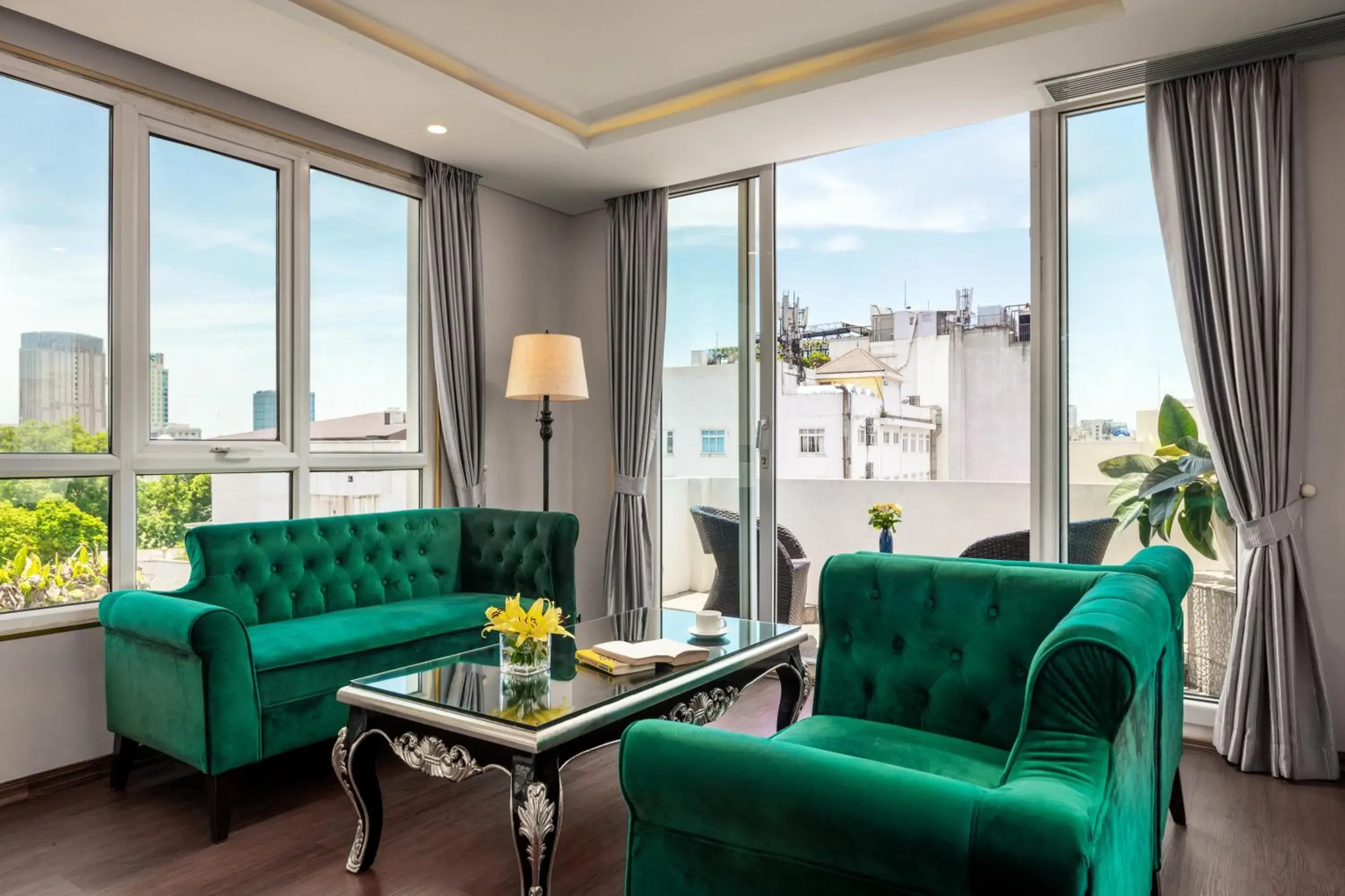 Duomo One-Bedroom Suite in Minerva Church Hotel Duomo One-Bedroom Suite in Minerva Church Hotel