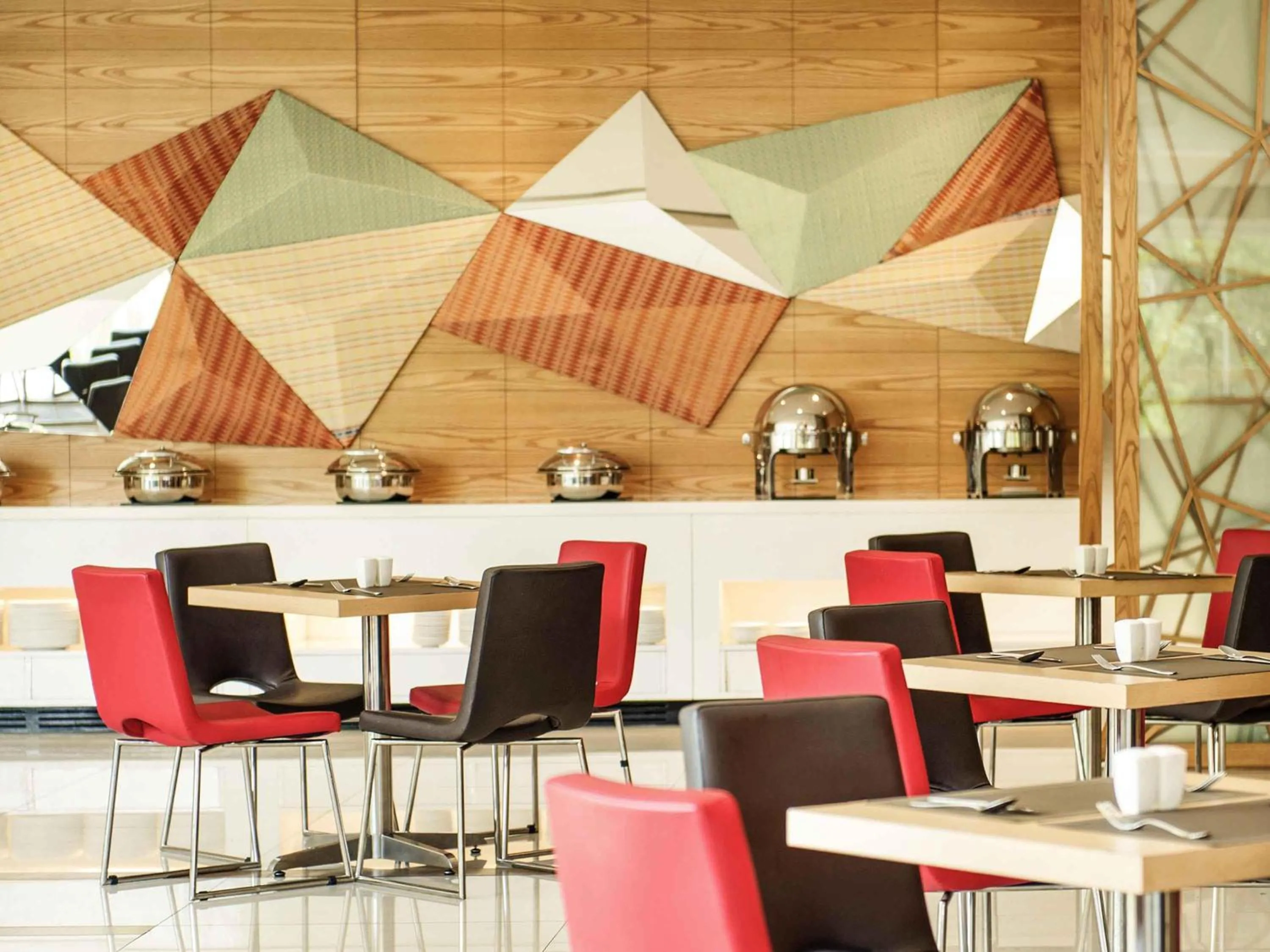 Restaurant/places to eat in Ibis Balikpapan