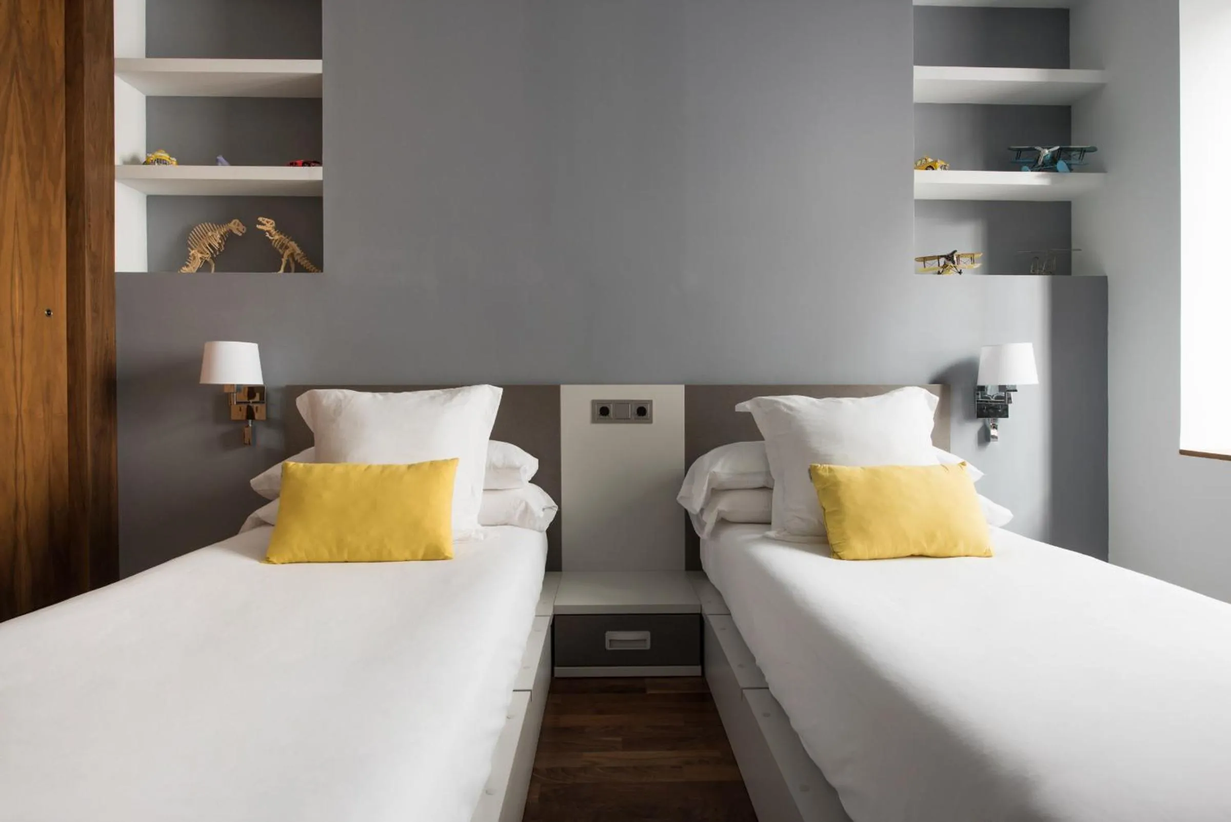 Property building, Bed in Hommyhome Arenal Luxury