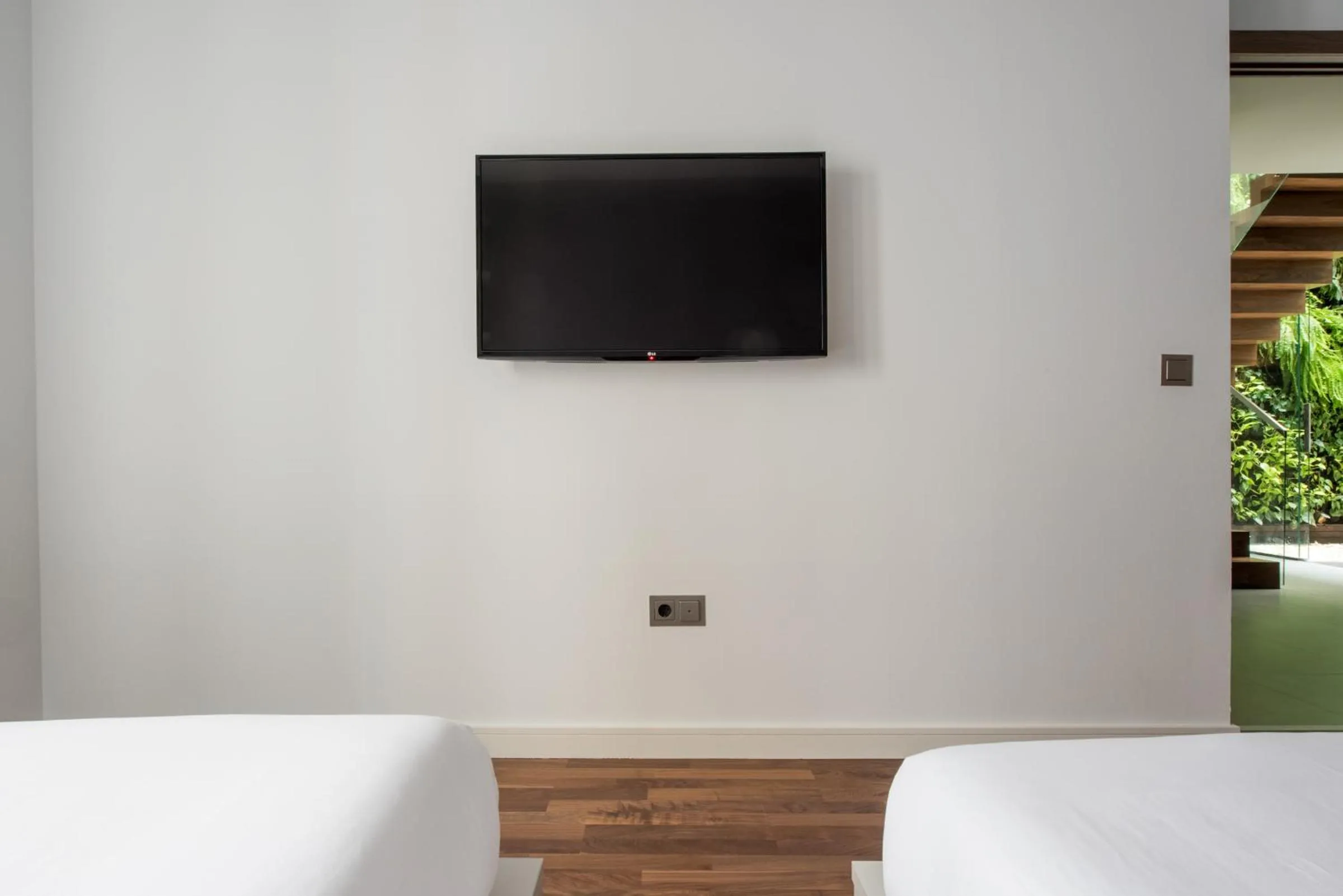 Property building, Bed in Hommyhome Arenal Luxury