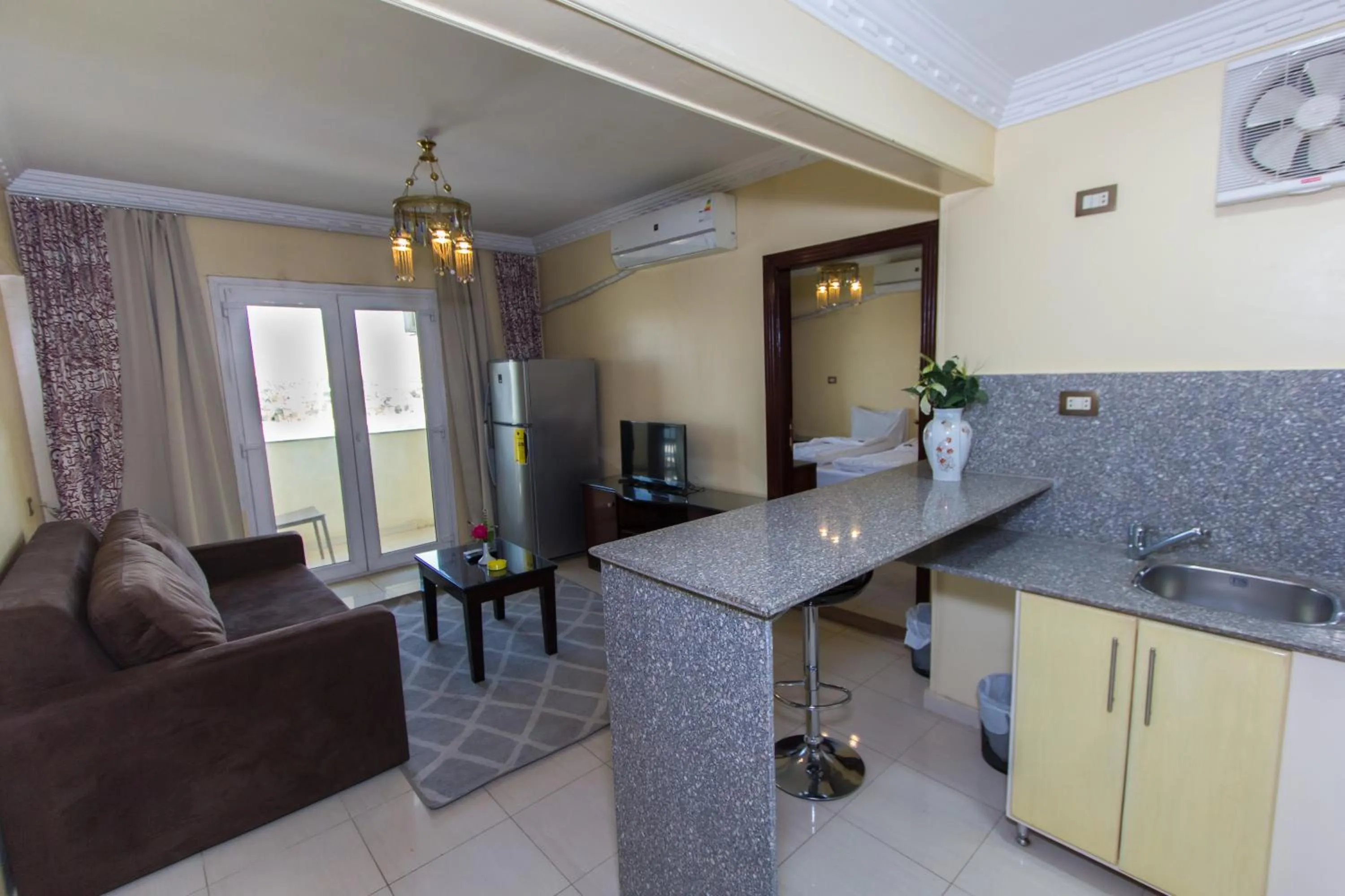 Kitchen or kitchenette in Philae Hotel Aswan