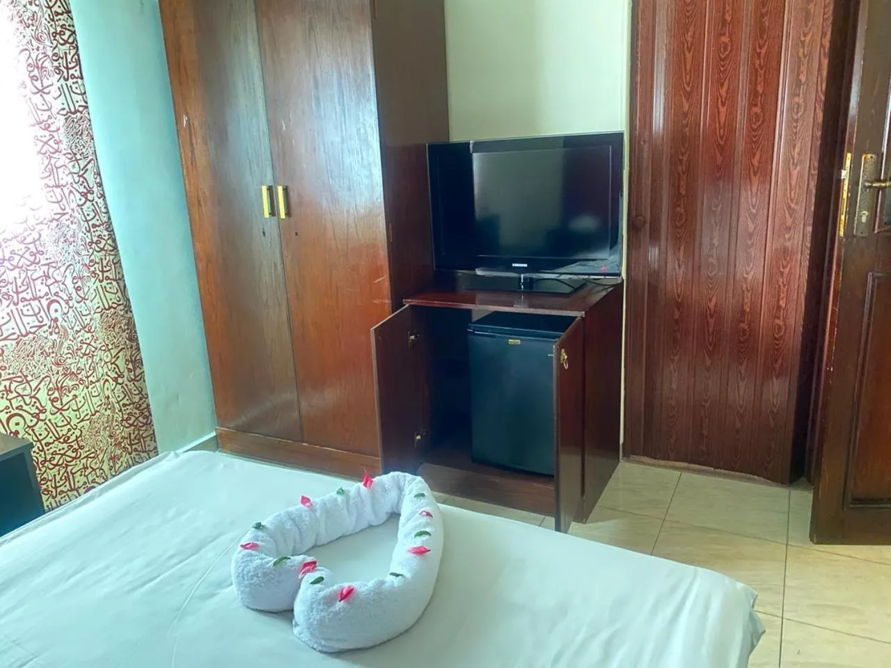 TV and multimedia, Bed in Philae Hotel Aswan