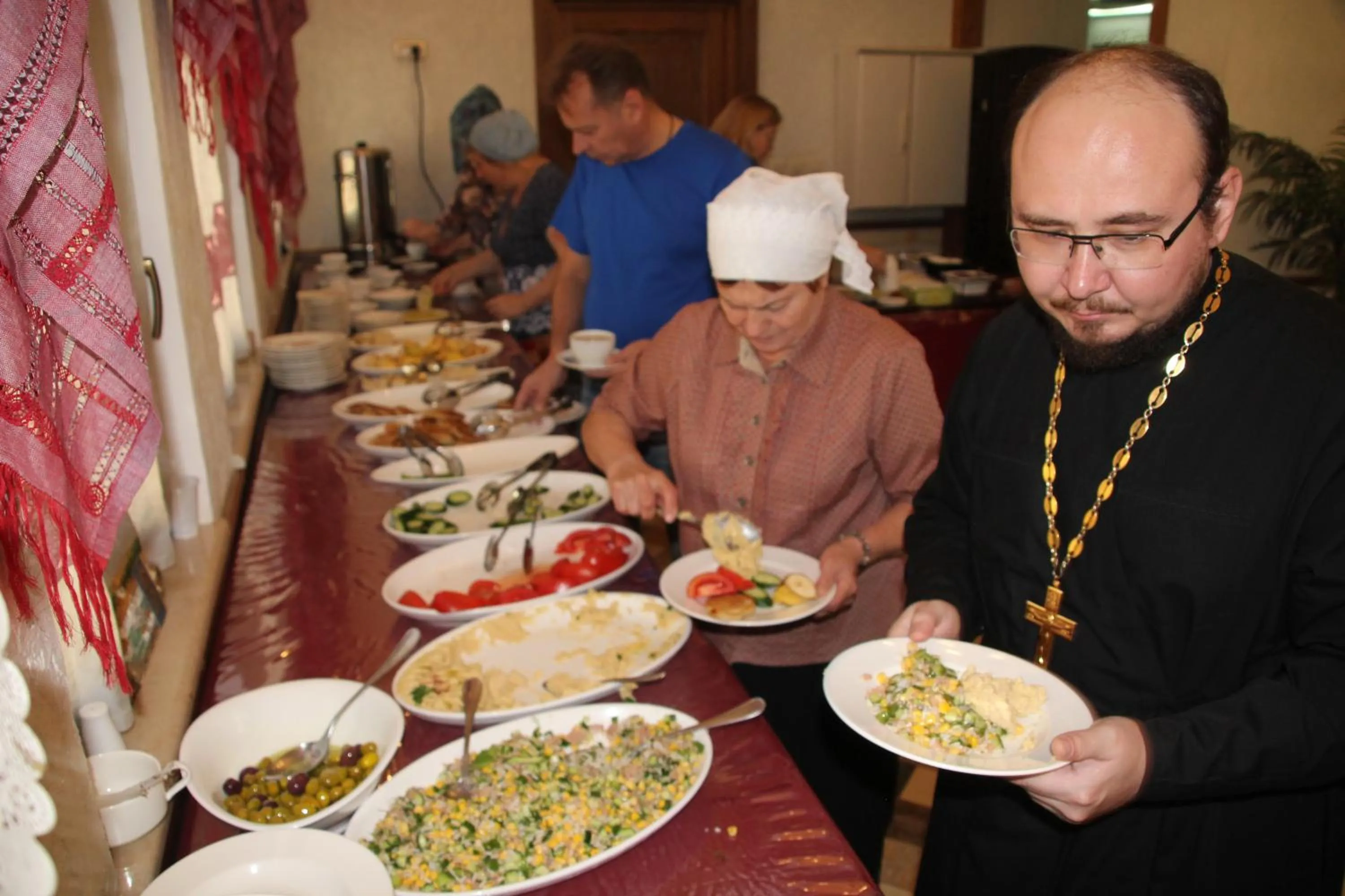Breakfast in Russian Pilgrim Residence