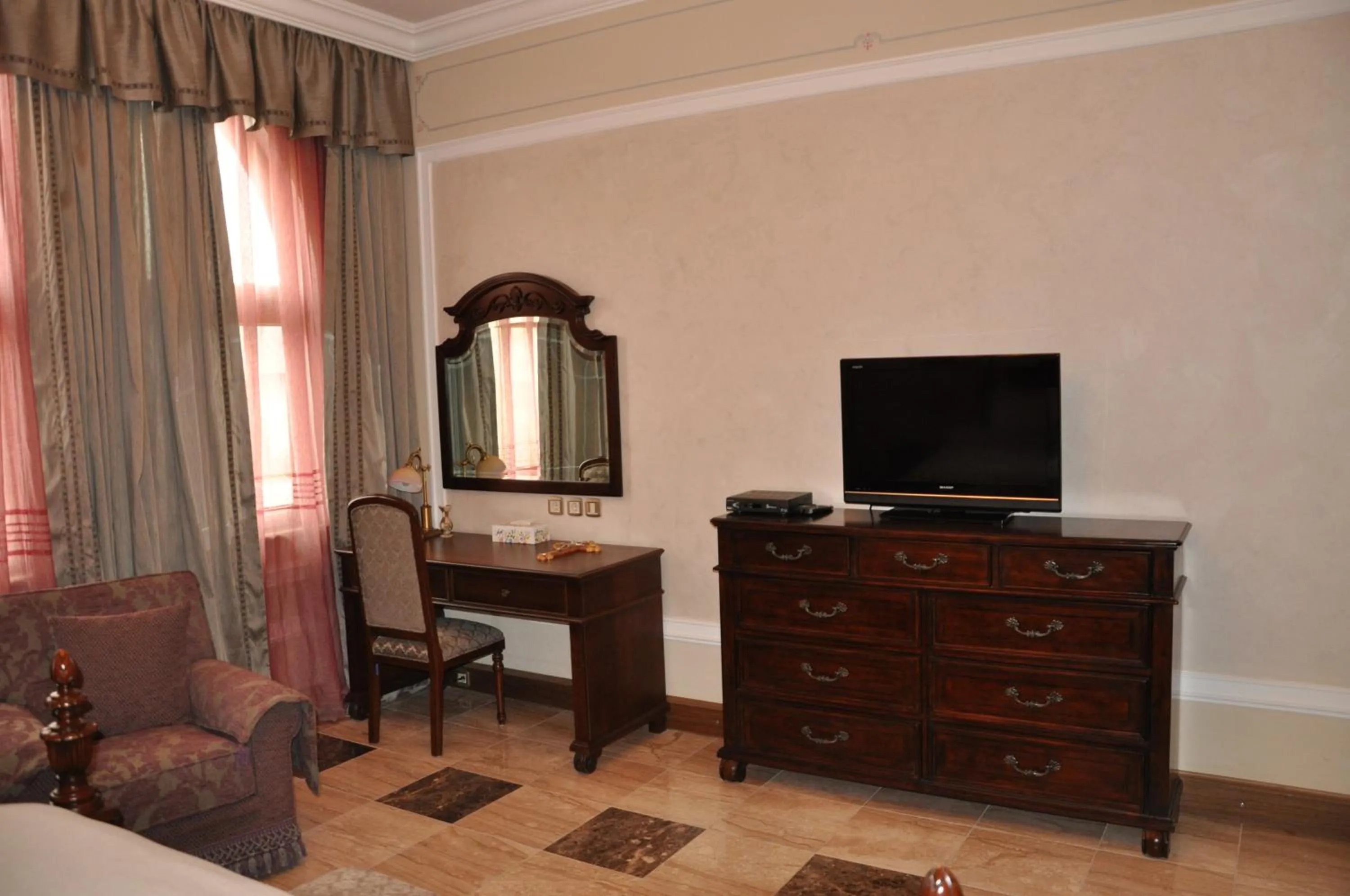 Decorative detail in Russian Pilgrim Residence