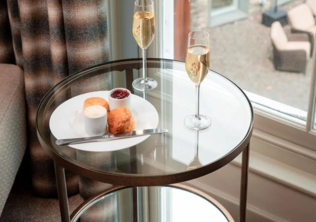 Lakeside Hotel and Spa