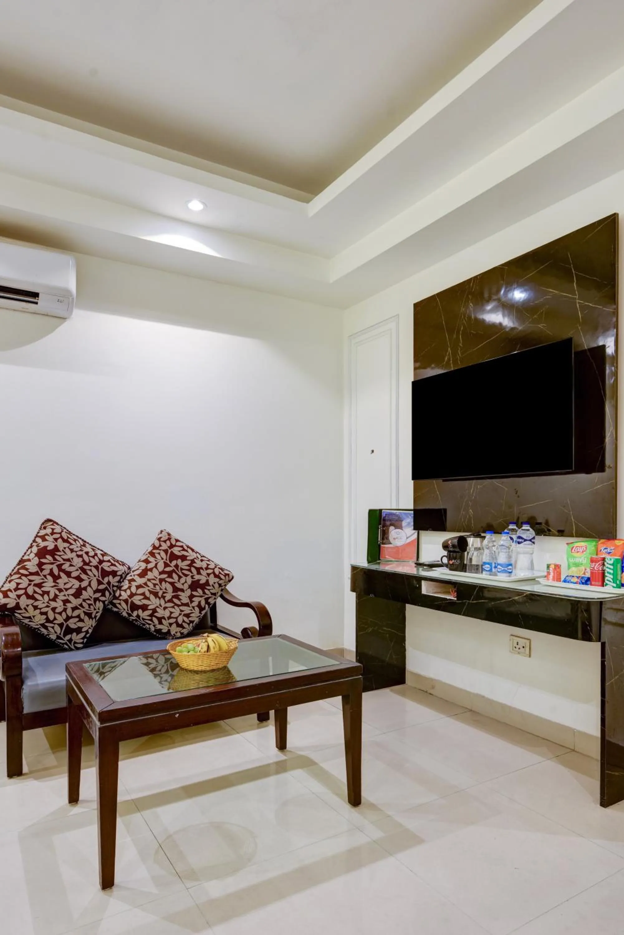 TV and multimedia in Hotel Krishna Deluxe-By RCG Hotels