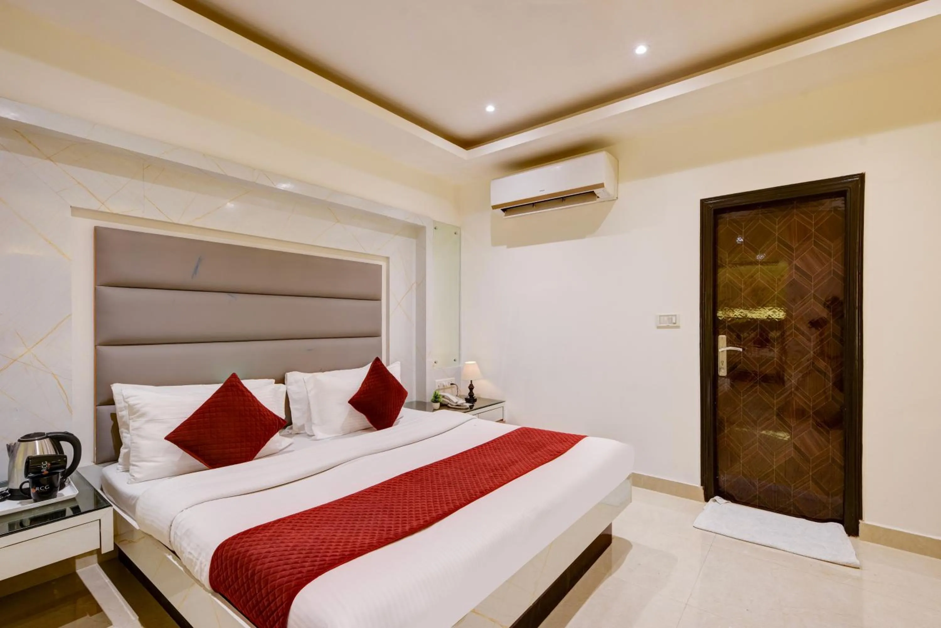 Bed in Hotel Krishna Deluxe-By RCG Hotels