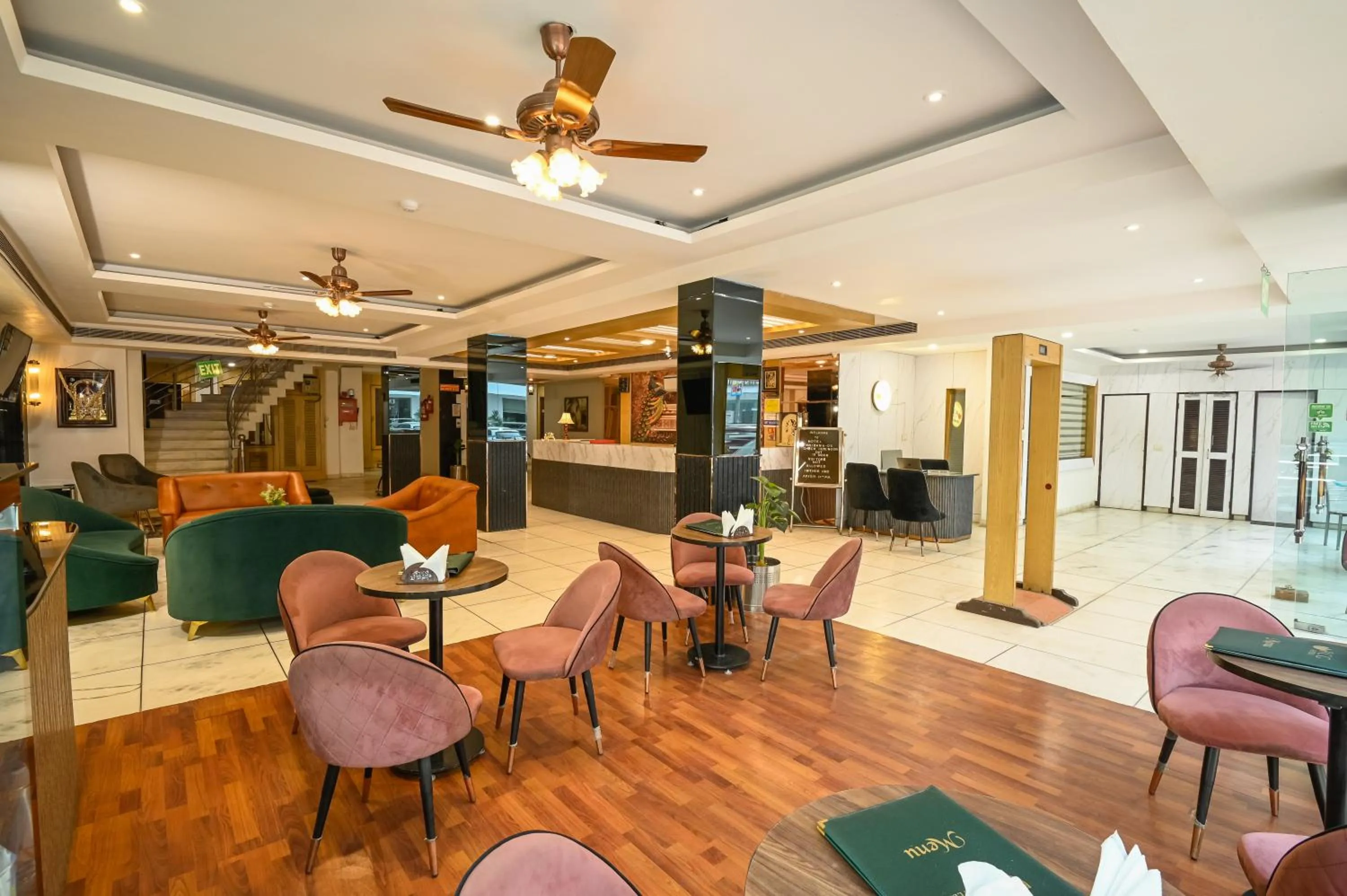 Restaurant/places to eat in Hotel Krishna Deluxe-By RCG Hotels