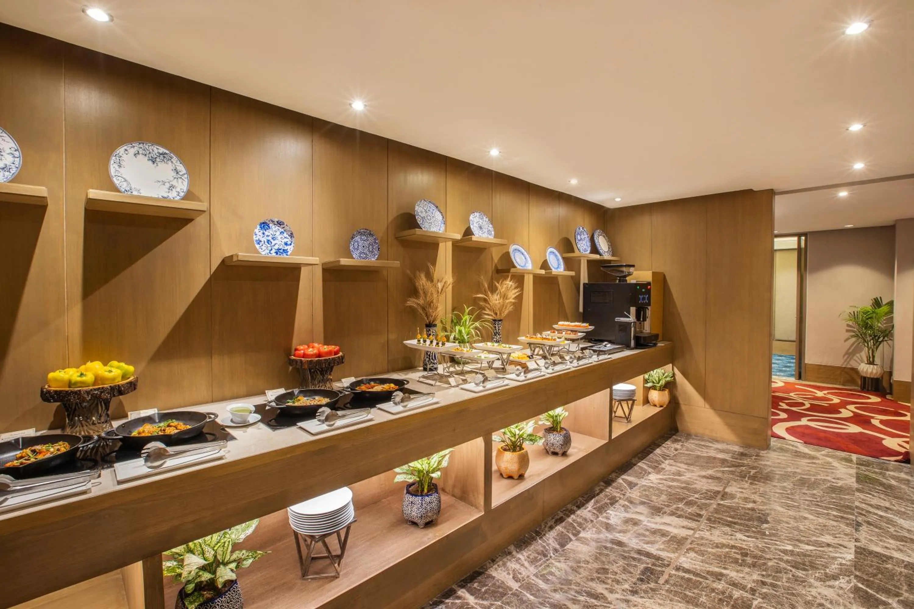 Food in The Leela Ambience Convention Hotel Delhi