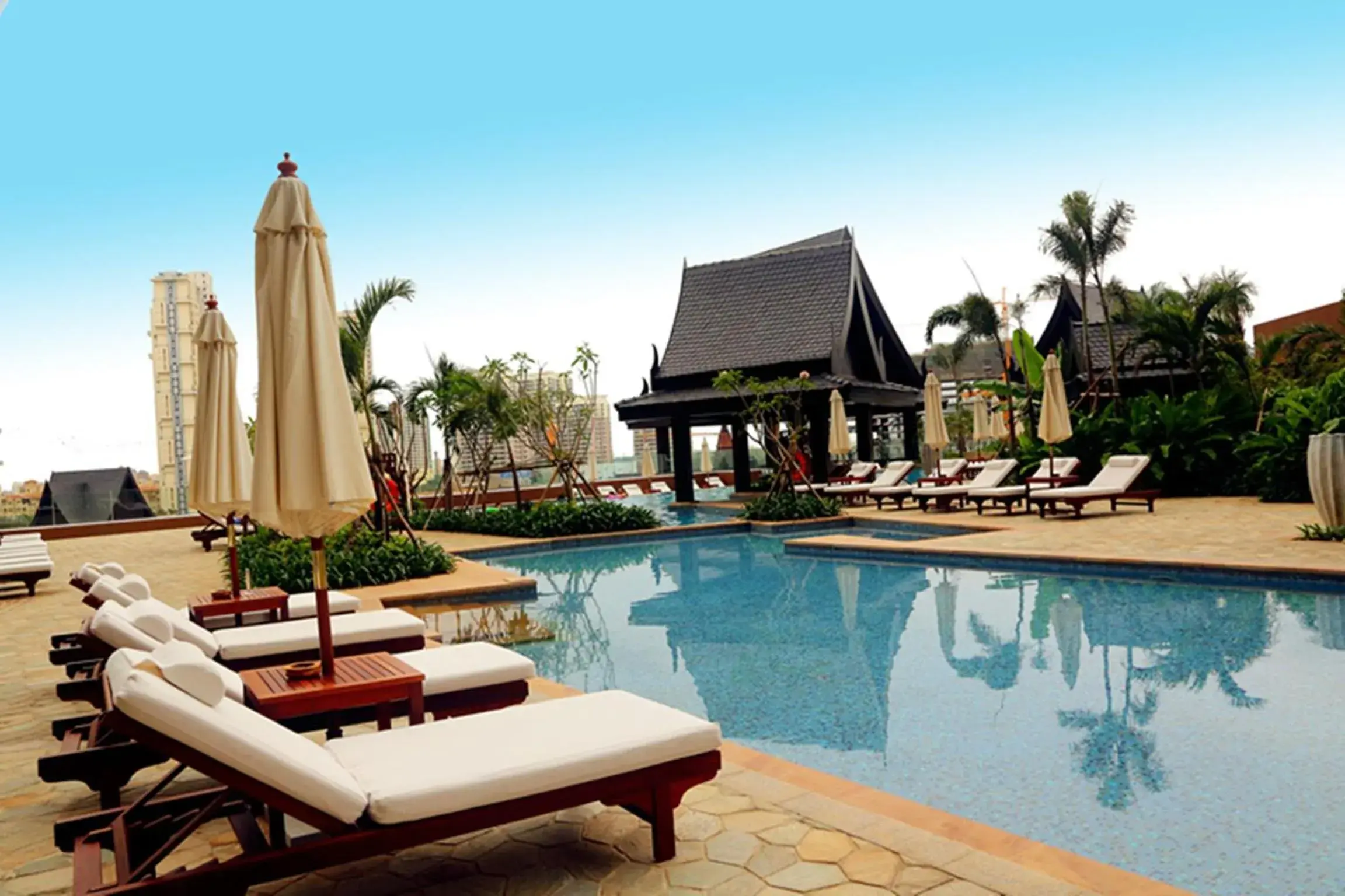 Swimming pool in Mangrove Tree Resort World Sanya Bay-Kapok Swimming pool in Mangrove Tree Resort World Sanya Bay-Kapok