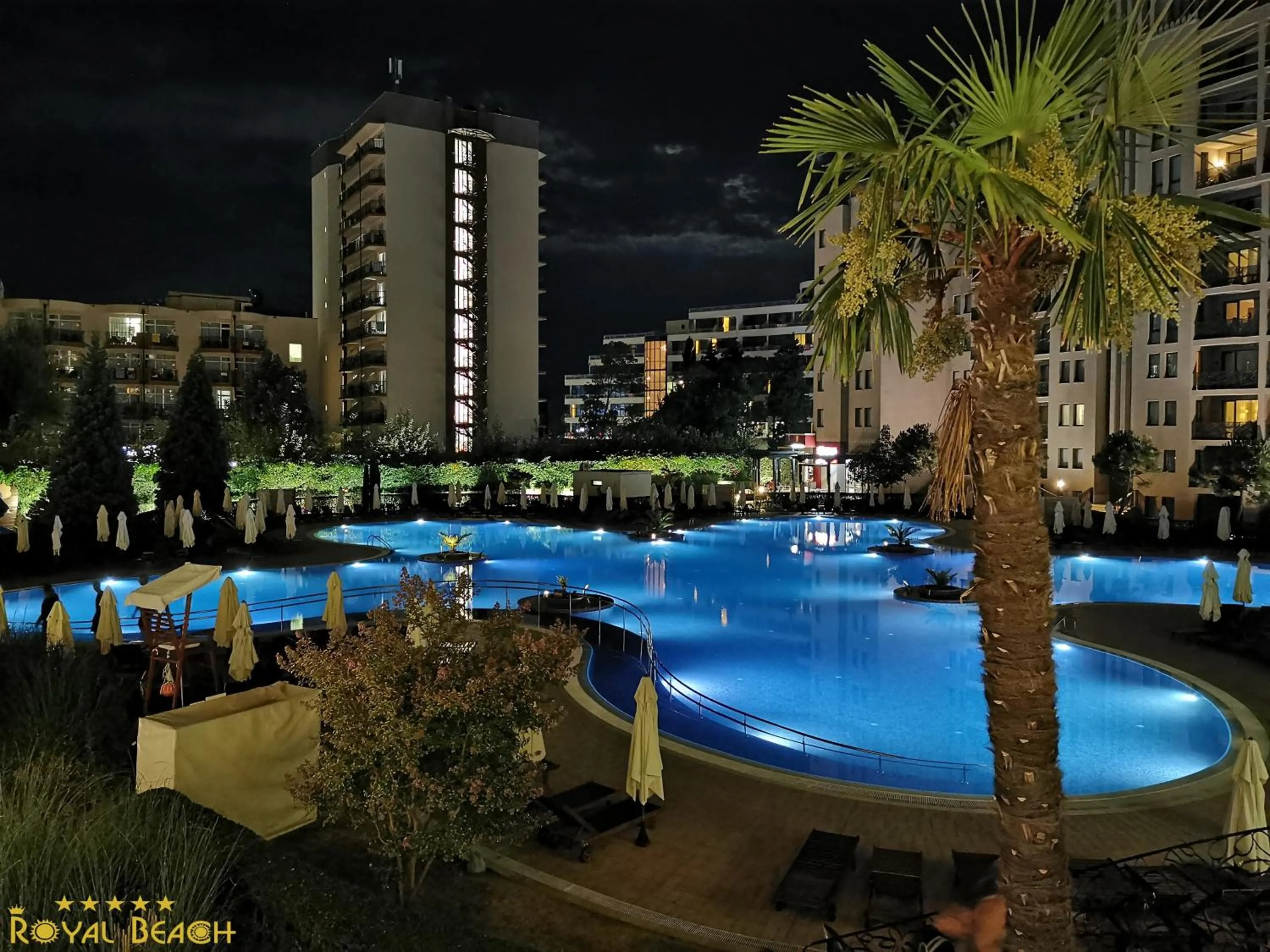 Patio, Swimming Pool in Barcelo Royal Beach Hotel