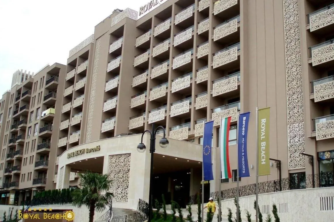 Facade/entrance, Property Building in Barcelo Royal Beach Hotel