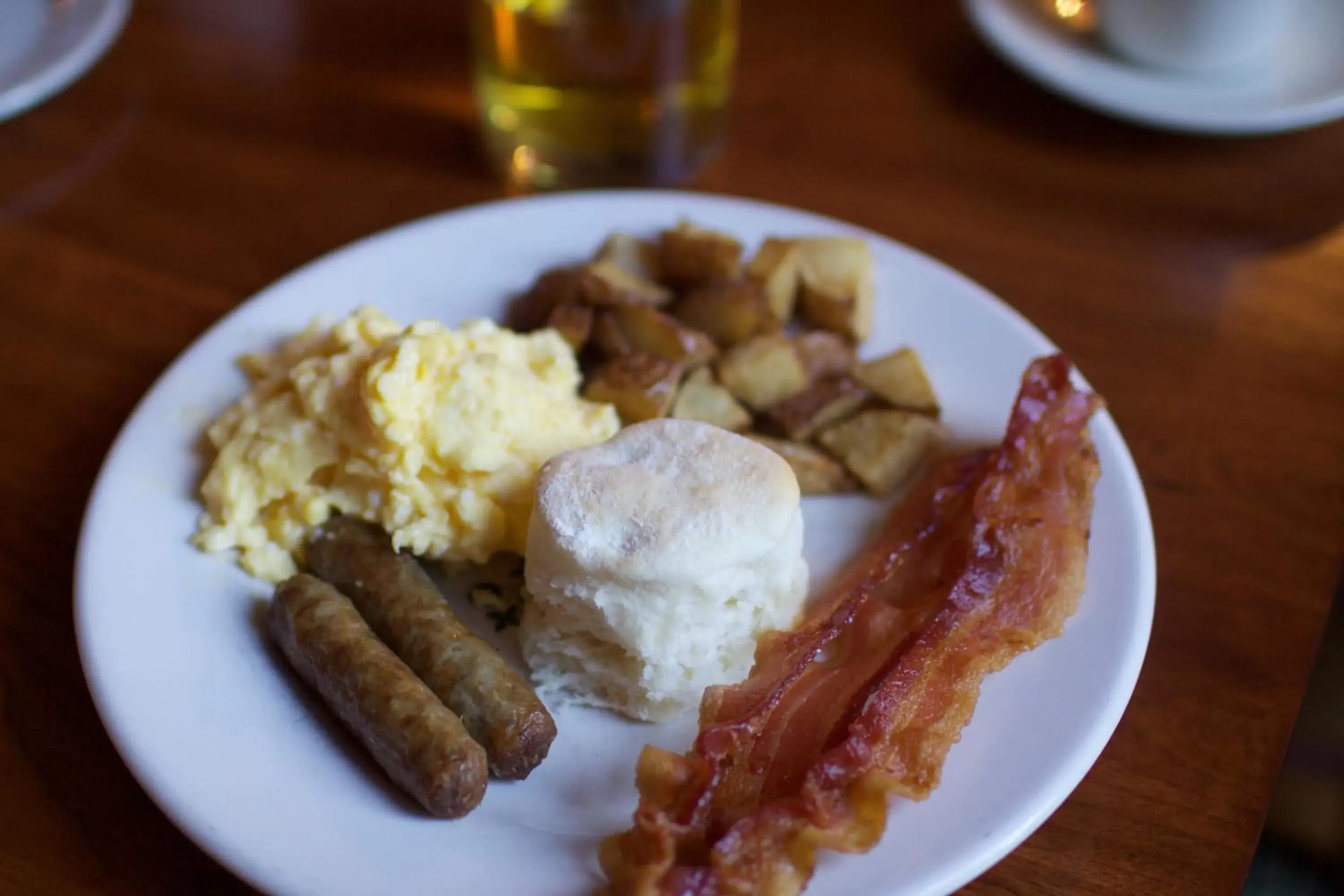 Breakfast in Shaker Village of Pleasant Hill Breakfast in Shaker Village of Pleasant Hill