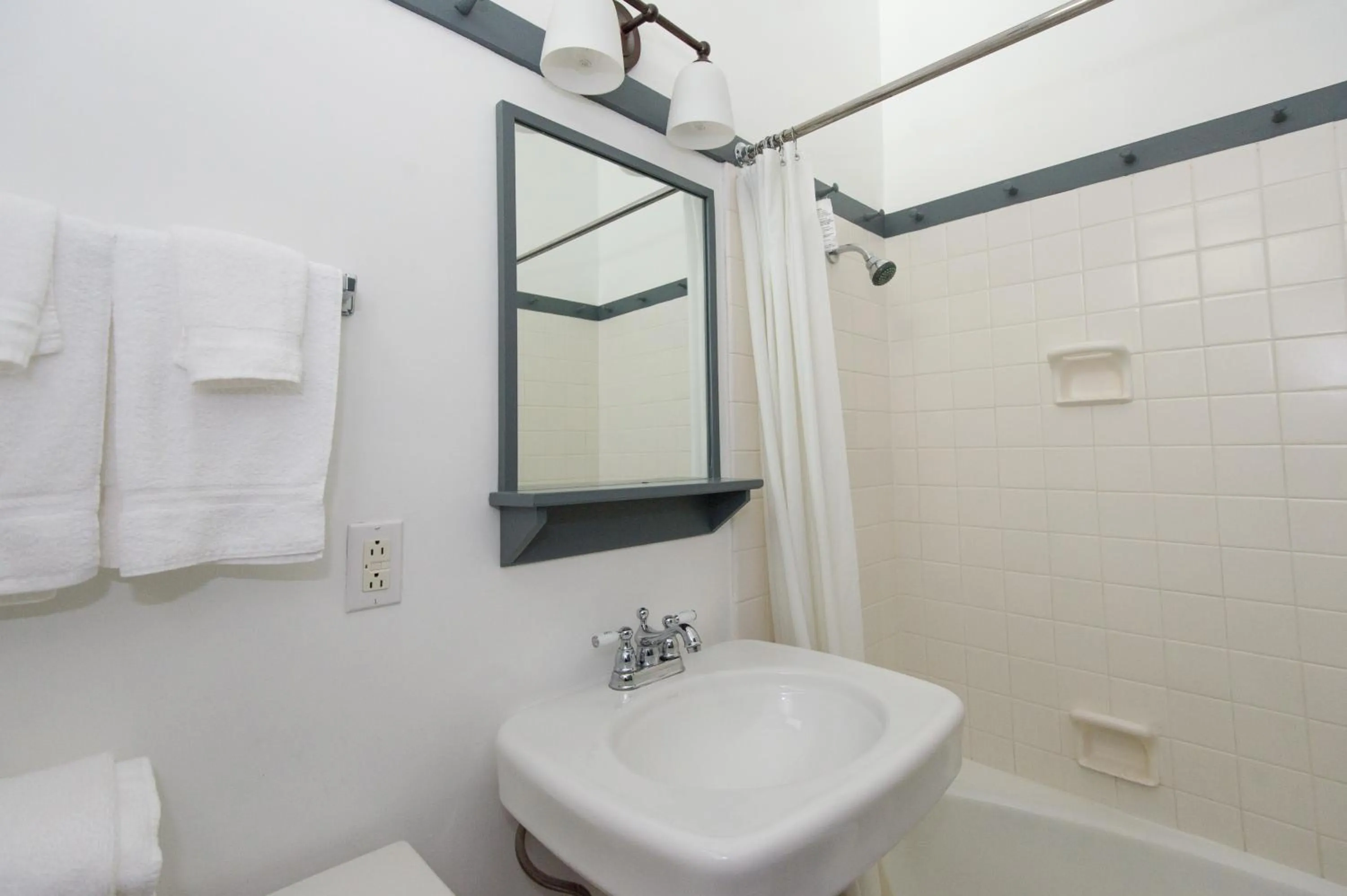 Shaker Village of Pleasant Hill