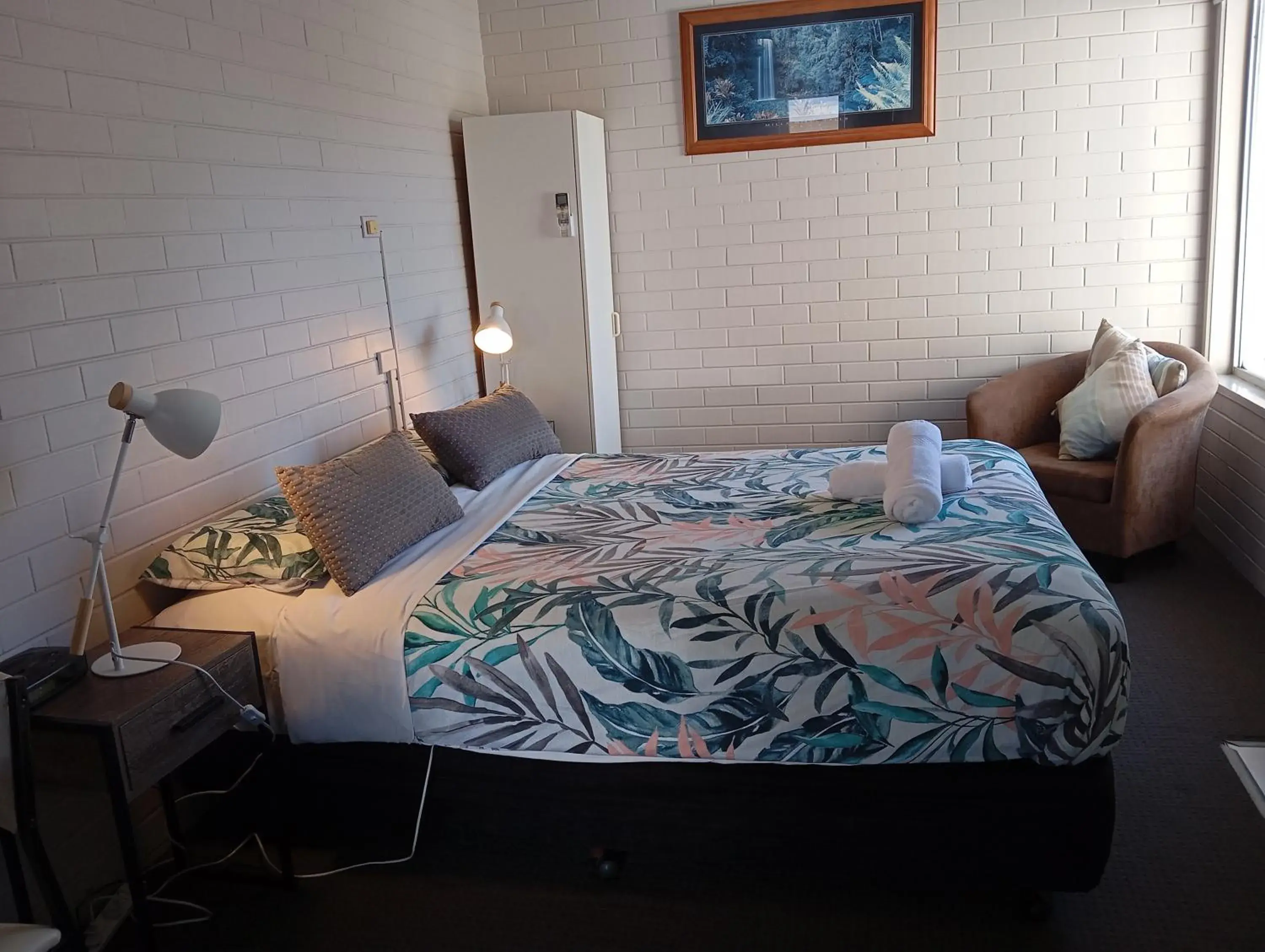 Superior Queen Room in Bairnsdale Town Central Motel Superior Queen Room in Bairnsdale Town Central Motel