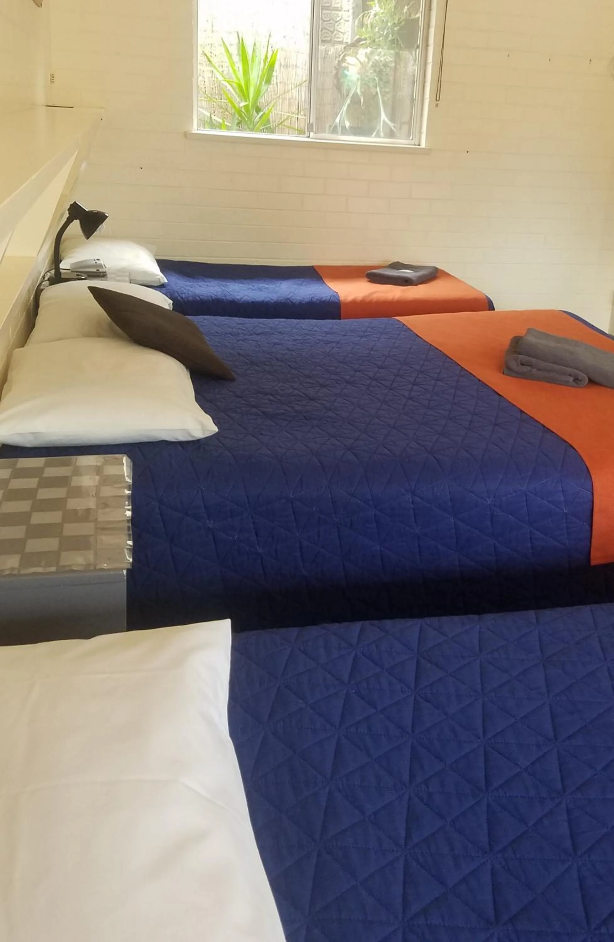 Bed in Bairnsdale Town Central Motel