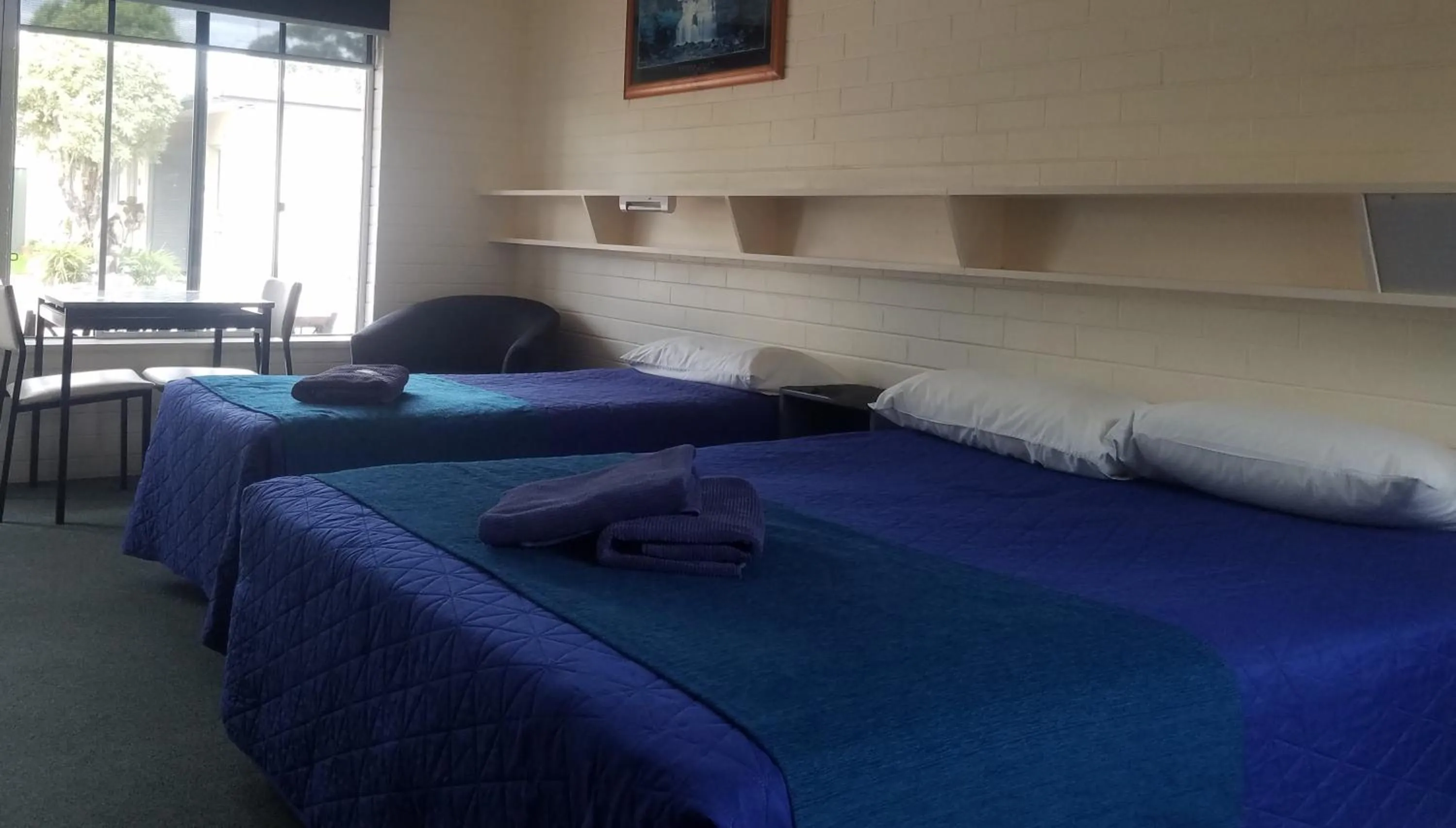 Bed in Bairnsdale Town Central Motel
