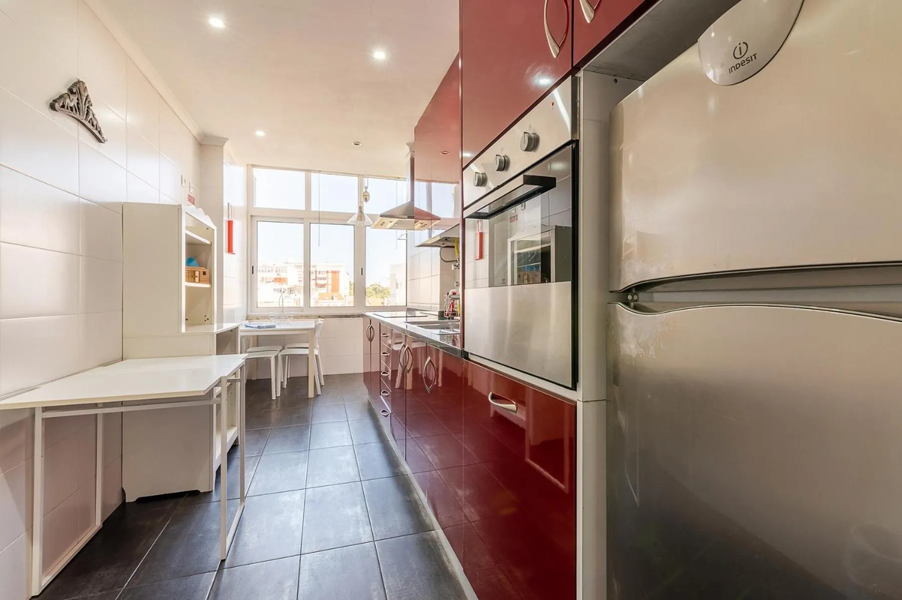 Kitchen or kitchenette in Paço de Arcos Apartment