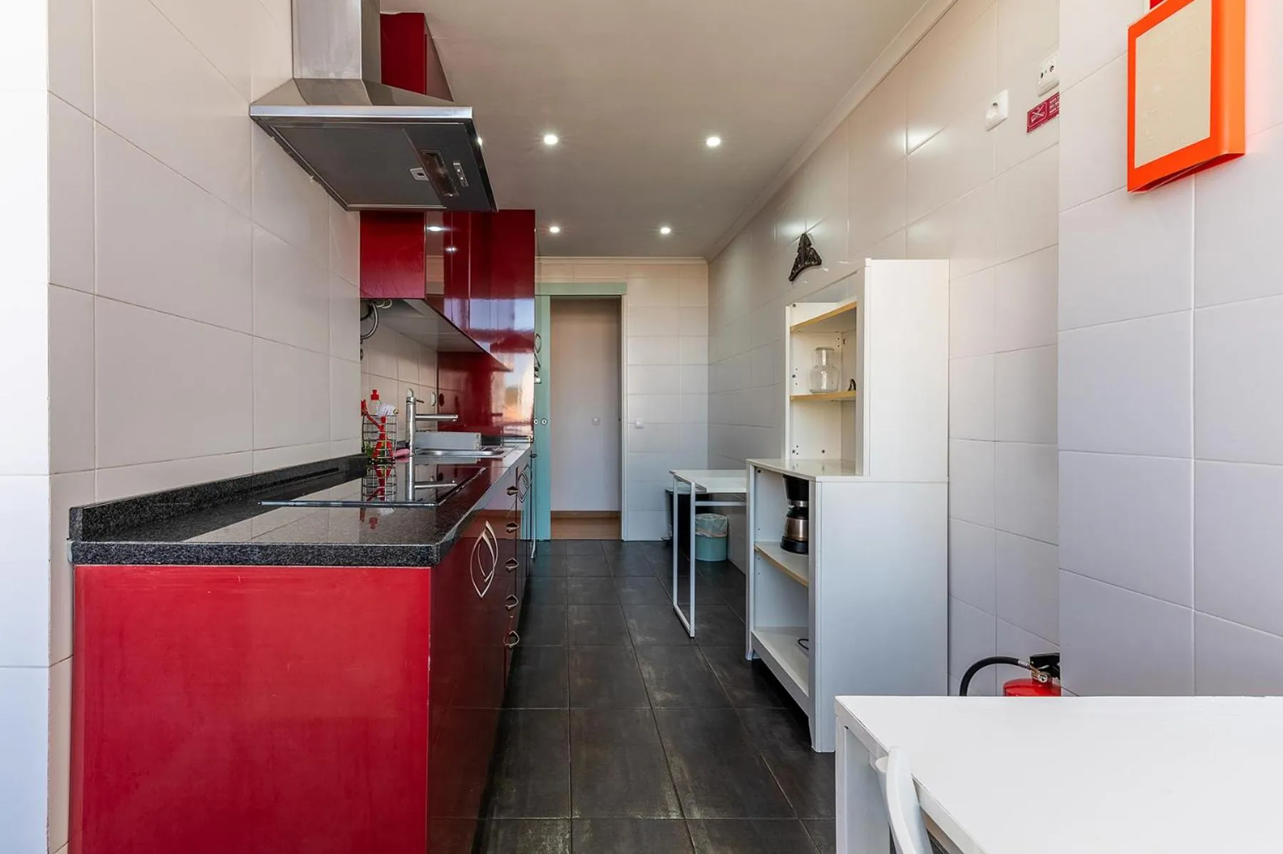 Kitchen or kitchenette in Paço de Arcos Apartment