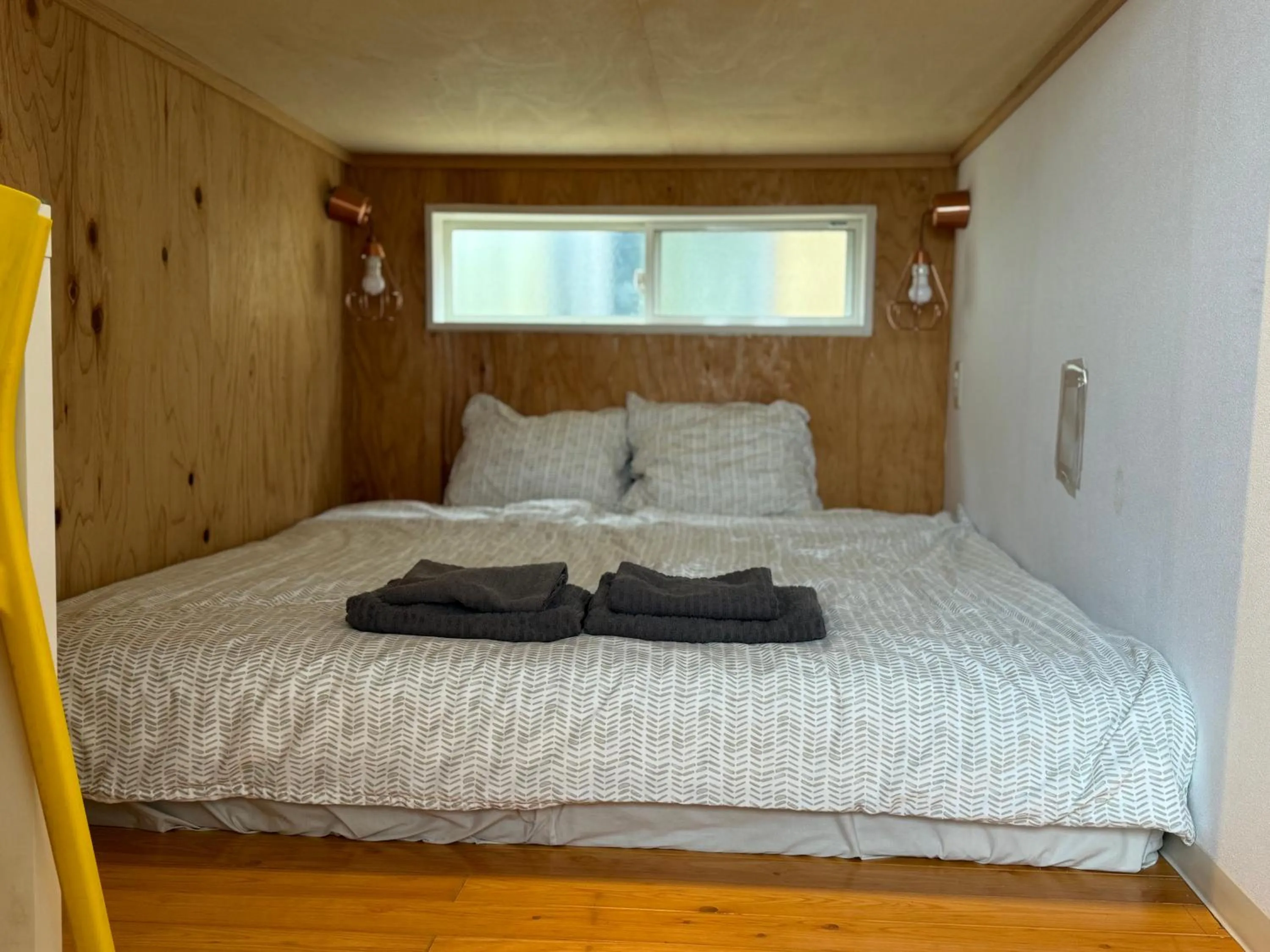 Bed in MEEDAFU'S YUI HOSTEL and COFFEE