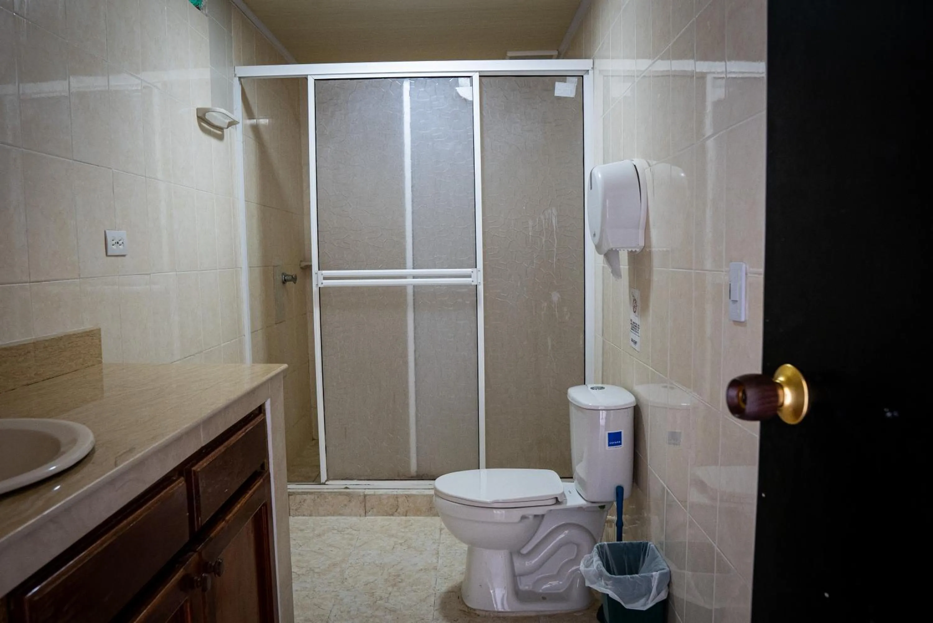 Rocky Cay Lodging