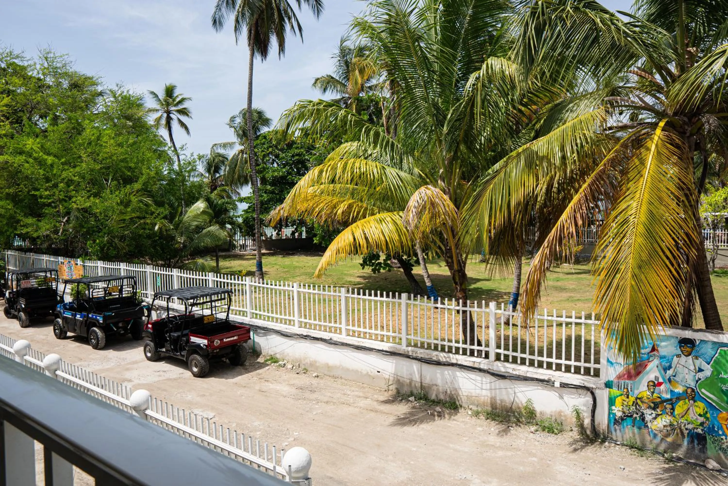 Rocky Cay Lodging