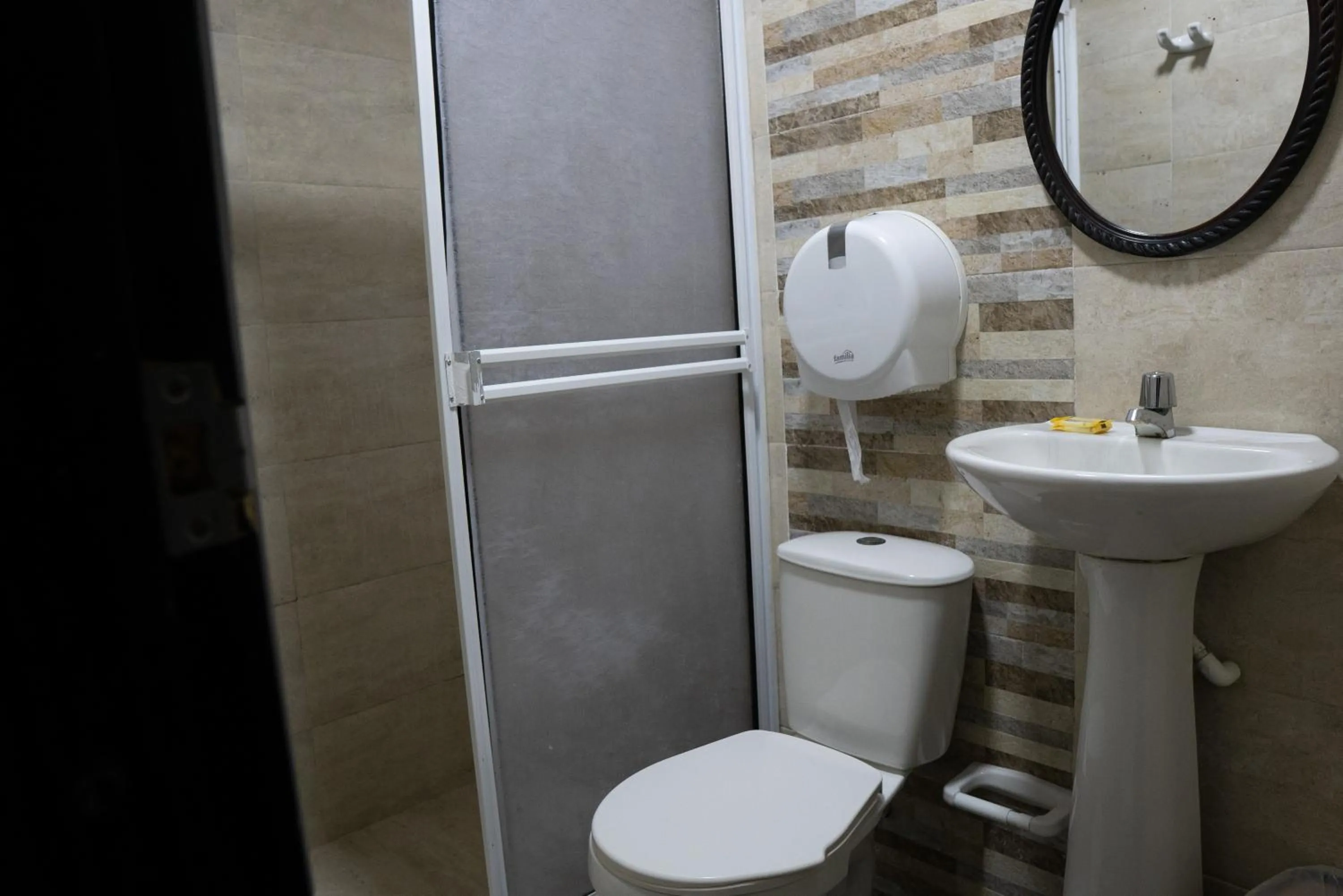 Rocky Cay Lodging