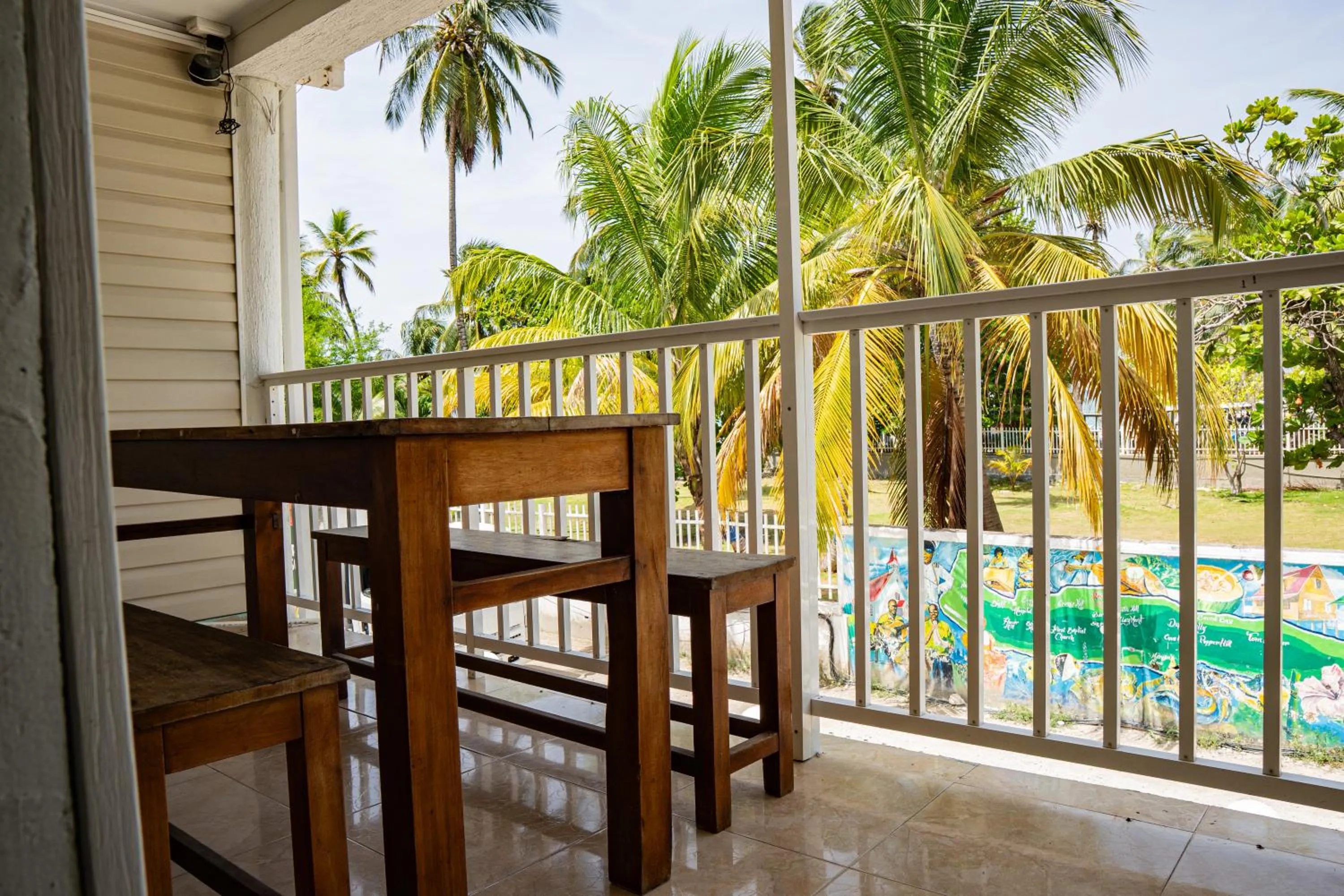 Rocky Cay Lodging