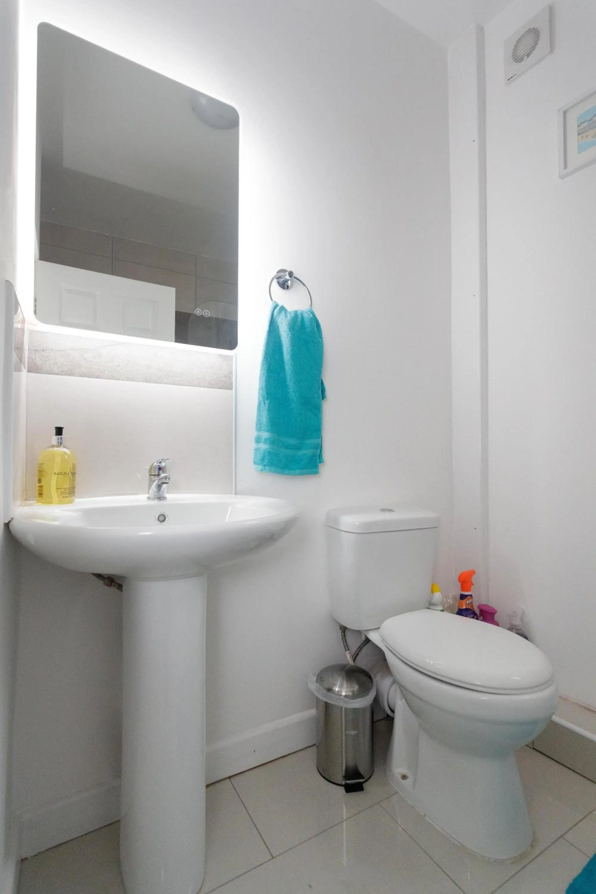 Bathroom in TOWLER HOUSE APARTMENTS 6 beds in 3 bedrooms
