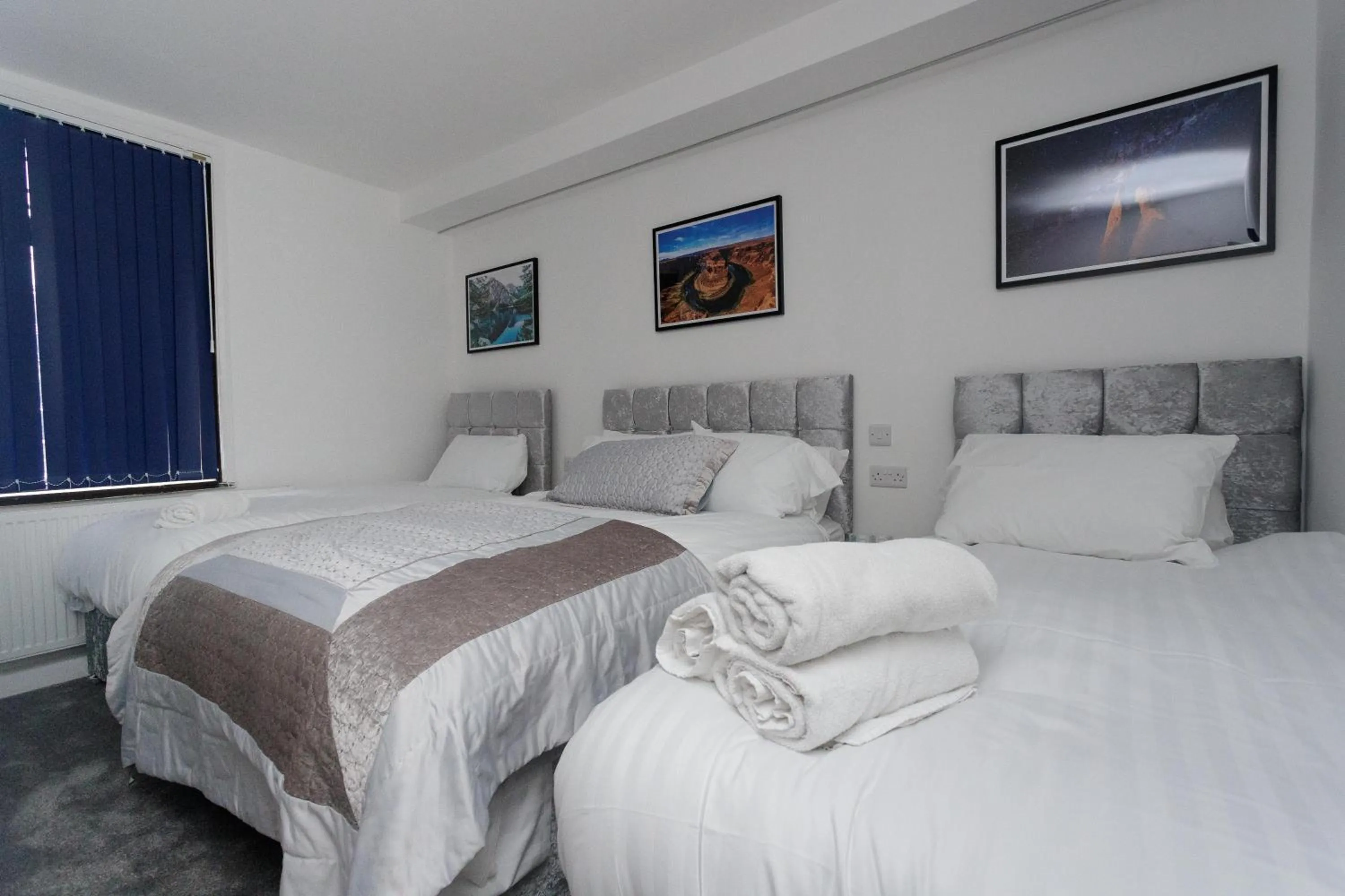 Bedroom in TOWLER HOUSE APARTMENTS 6 beds in 3 bedrooms