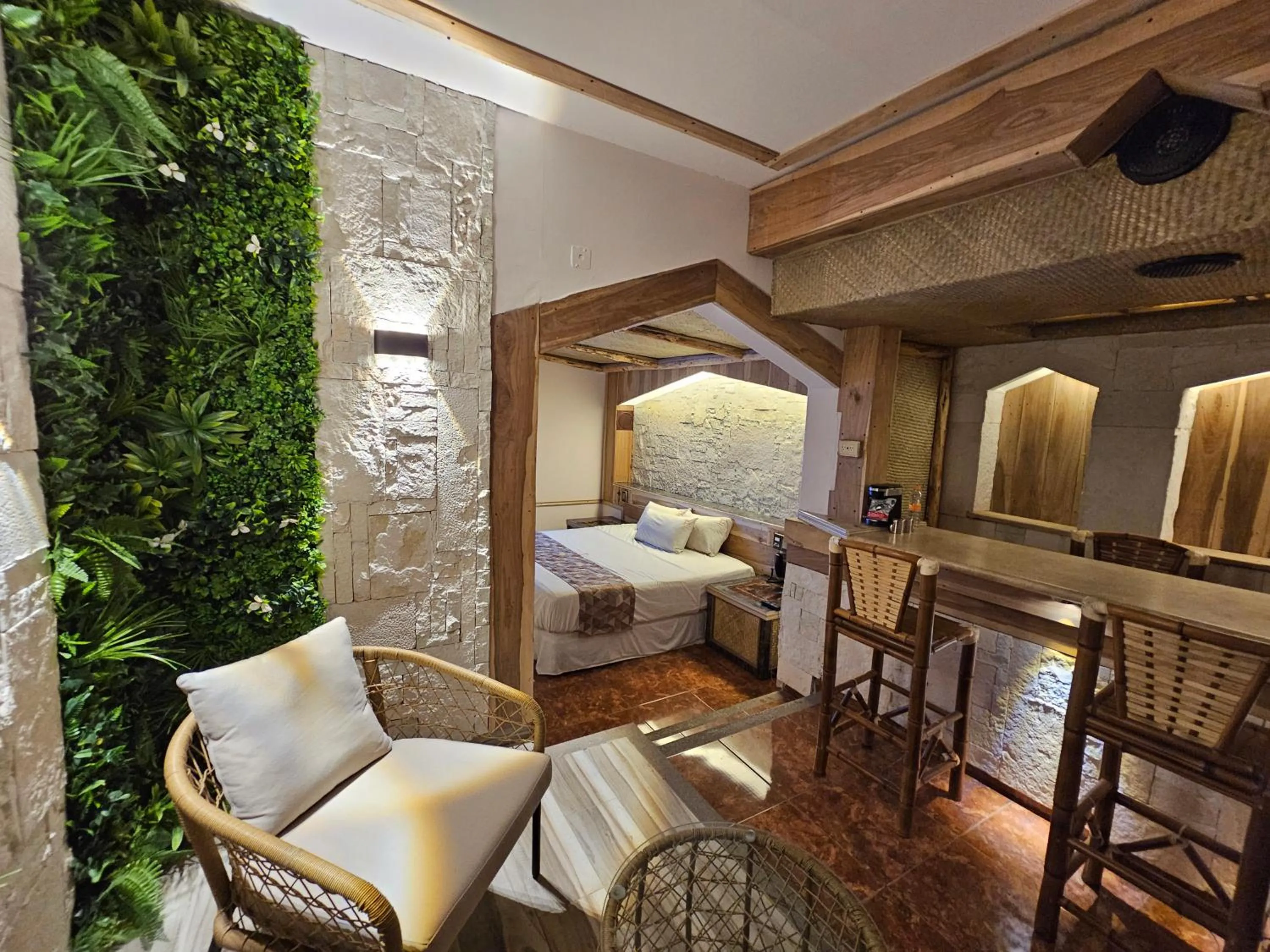 Bed in Silmar Hotel/Motel