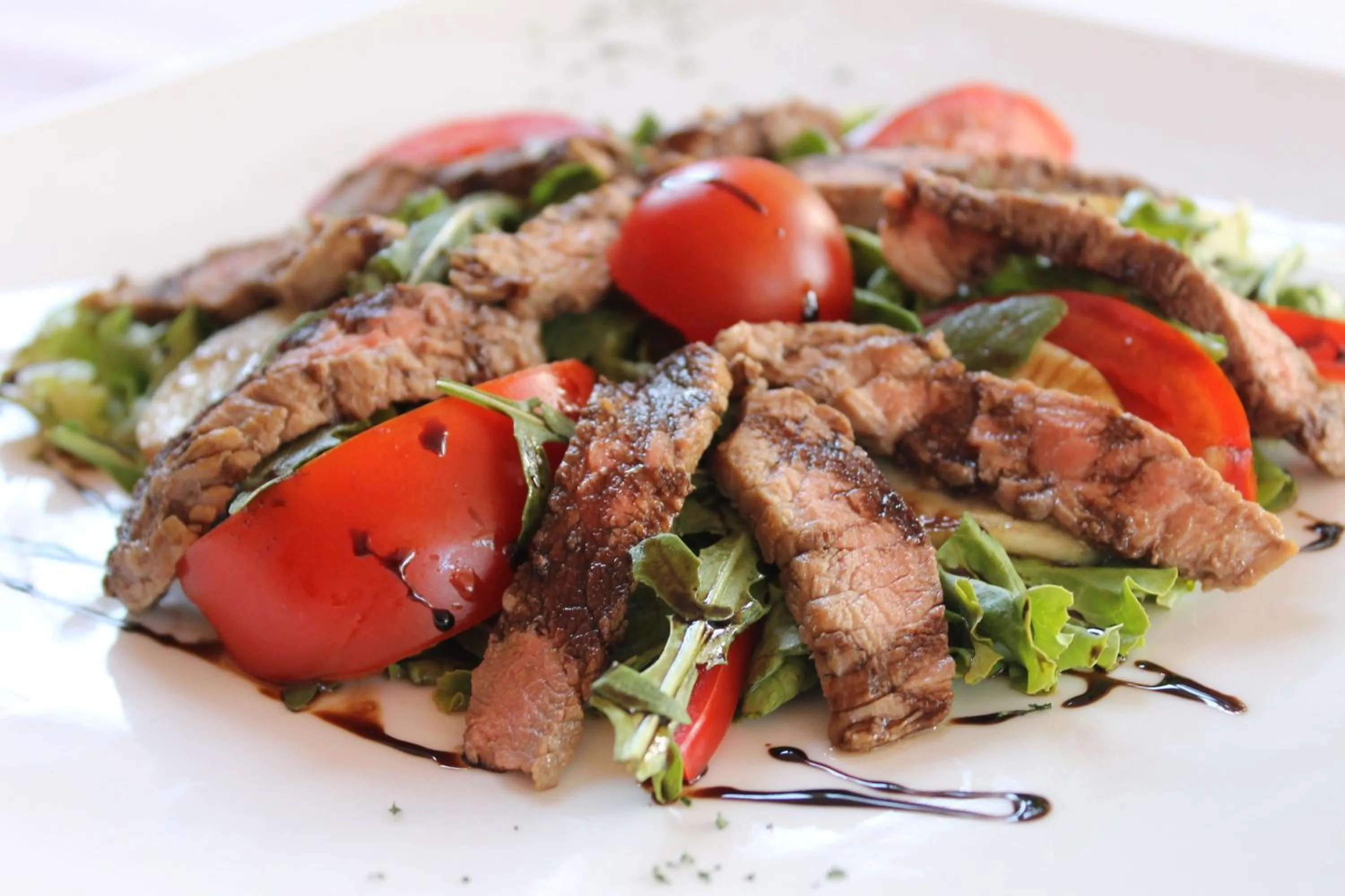 Restaurant/places to eat in Hotel Vila Tina