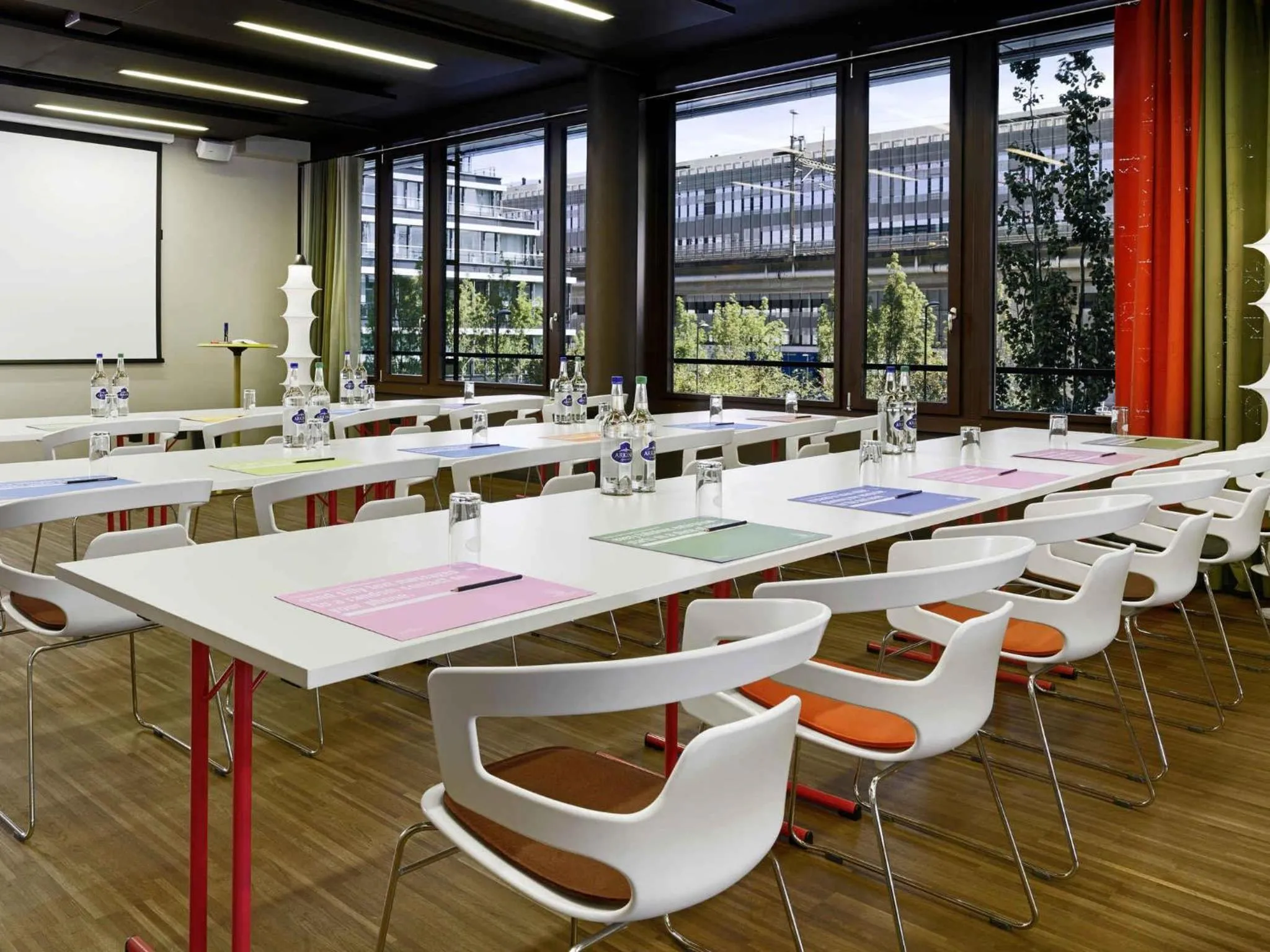 Meeting/conference room in 25hours Hotel Zürich West