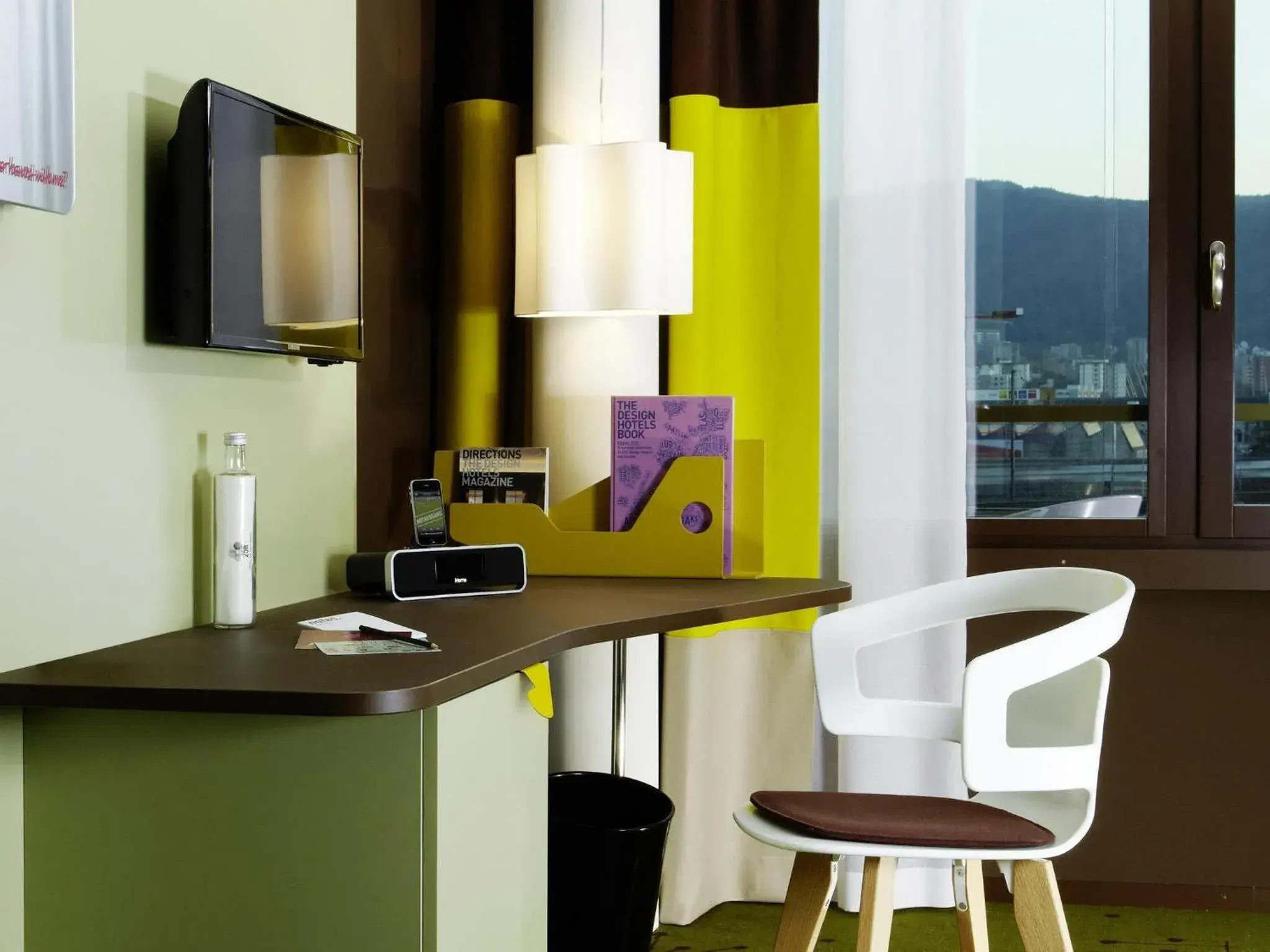 Bedroom in 25hours Hotel Zürich West Bedroom in 25hours Hotel Zürich West