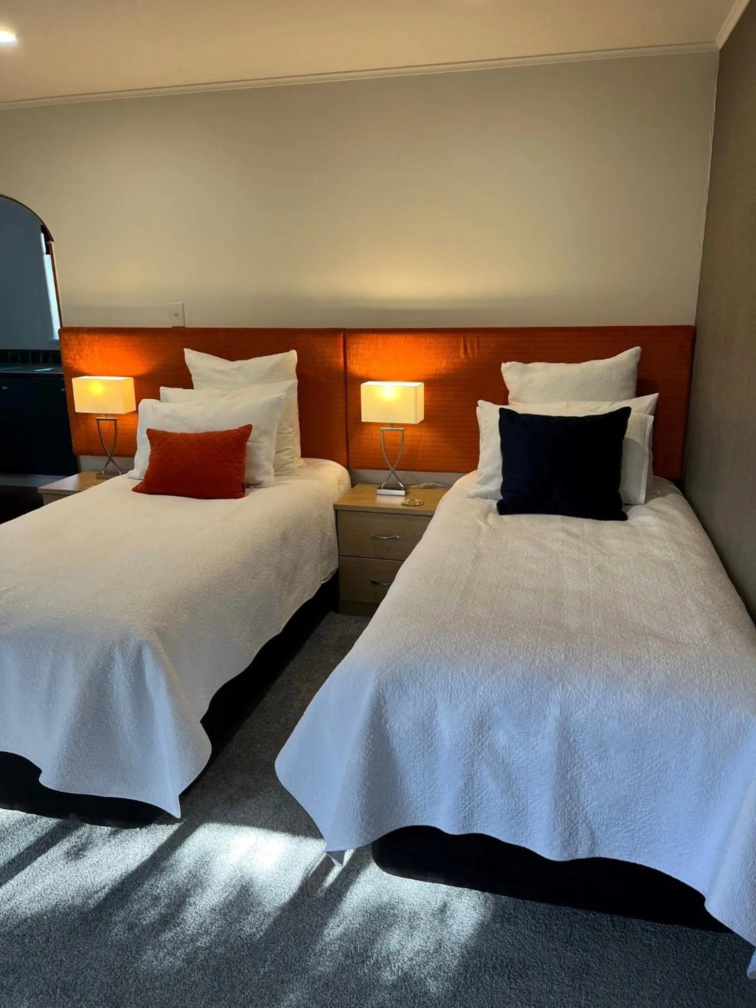 Bedroom, Bed in Shy Cottage and Studio