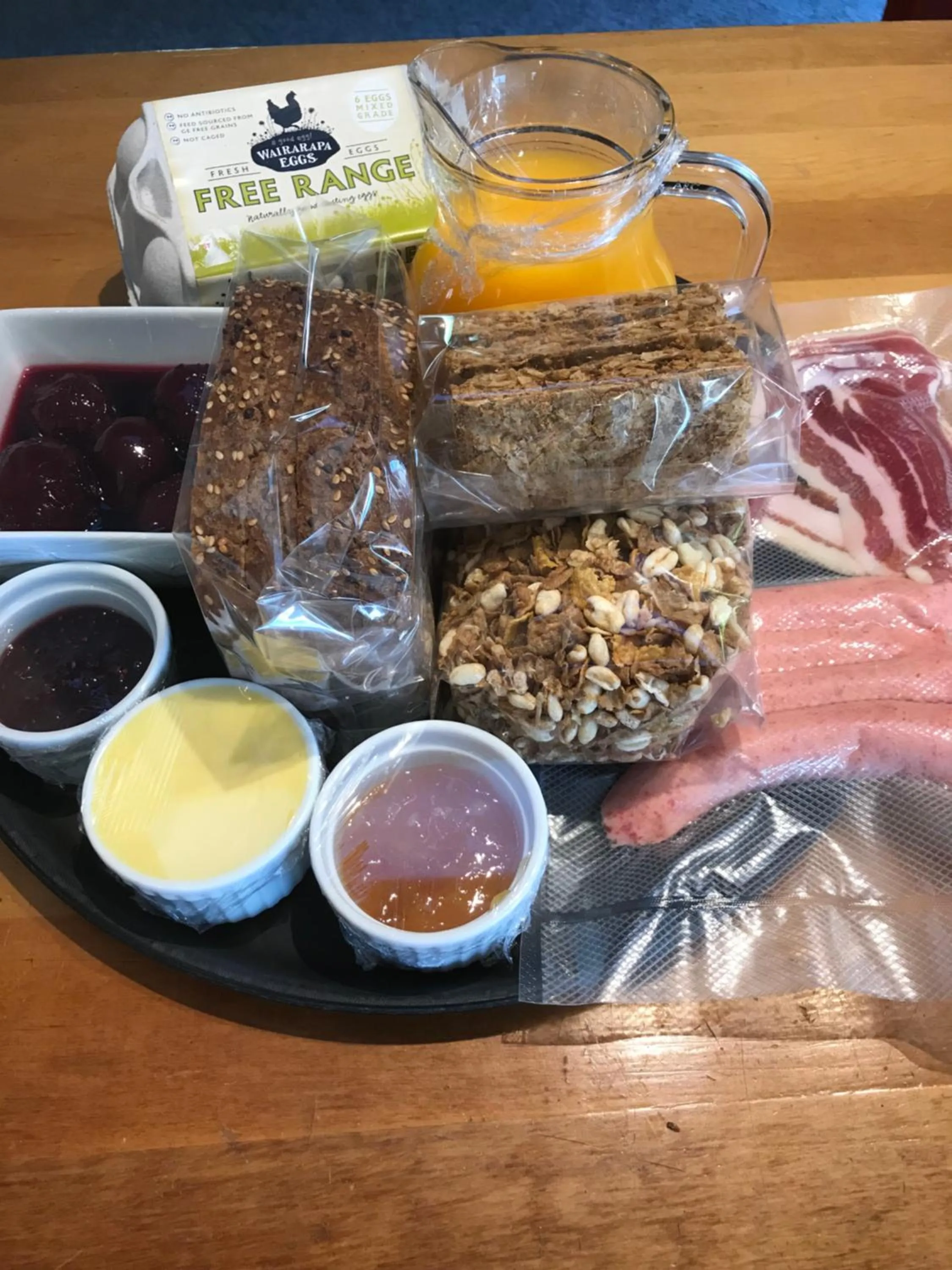 Breakfast in Shy Cottage and Studio