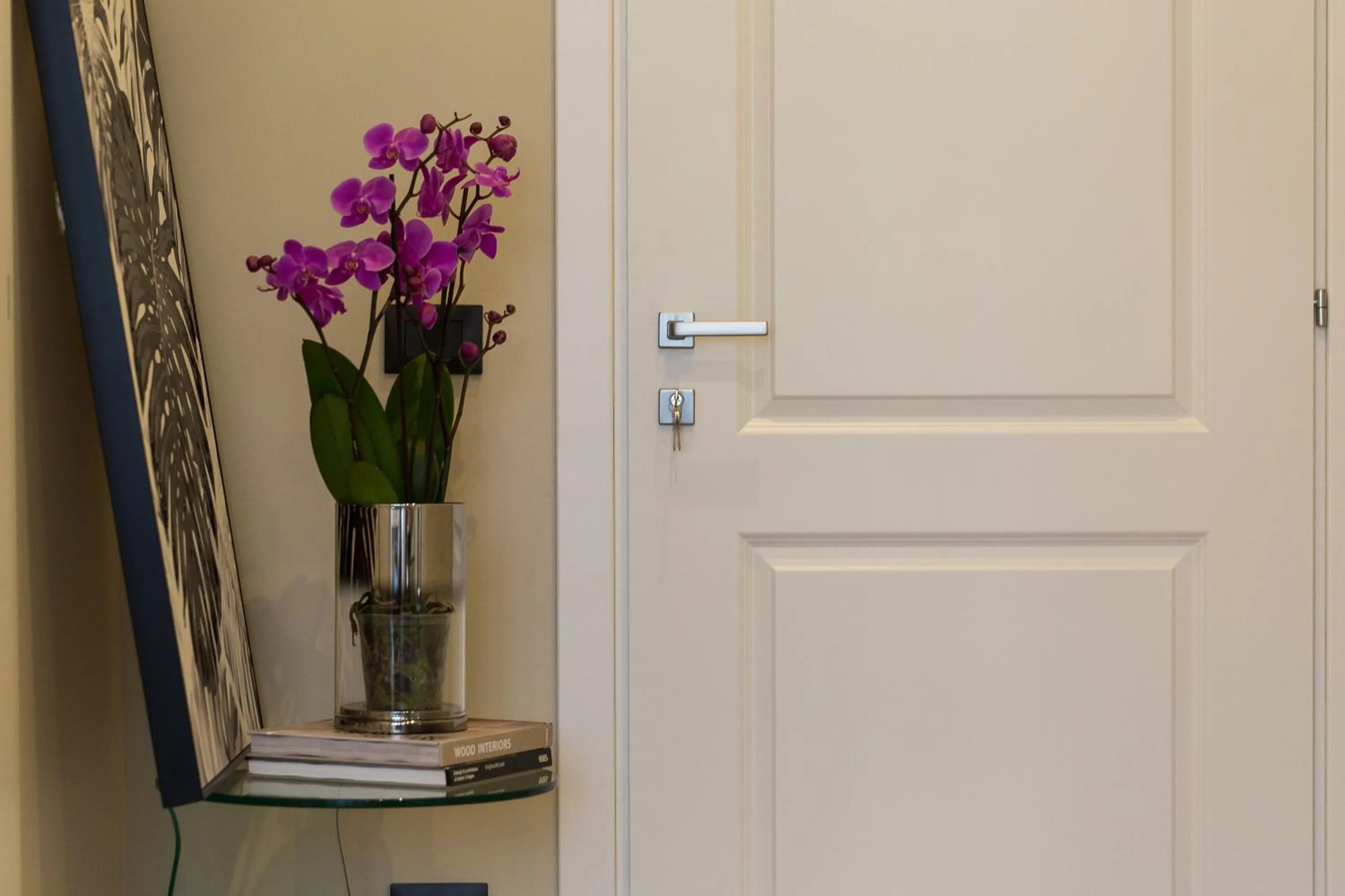 Decorative detail in 126 Gracchi Suites