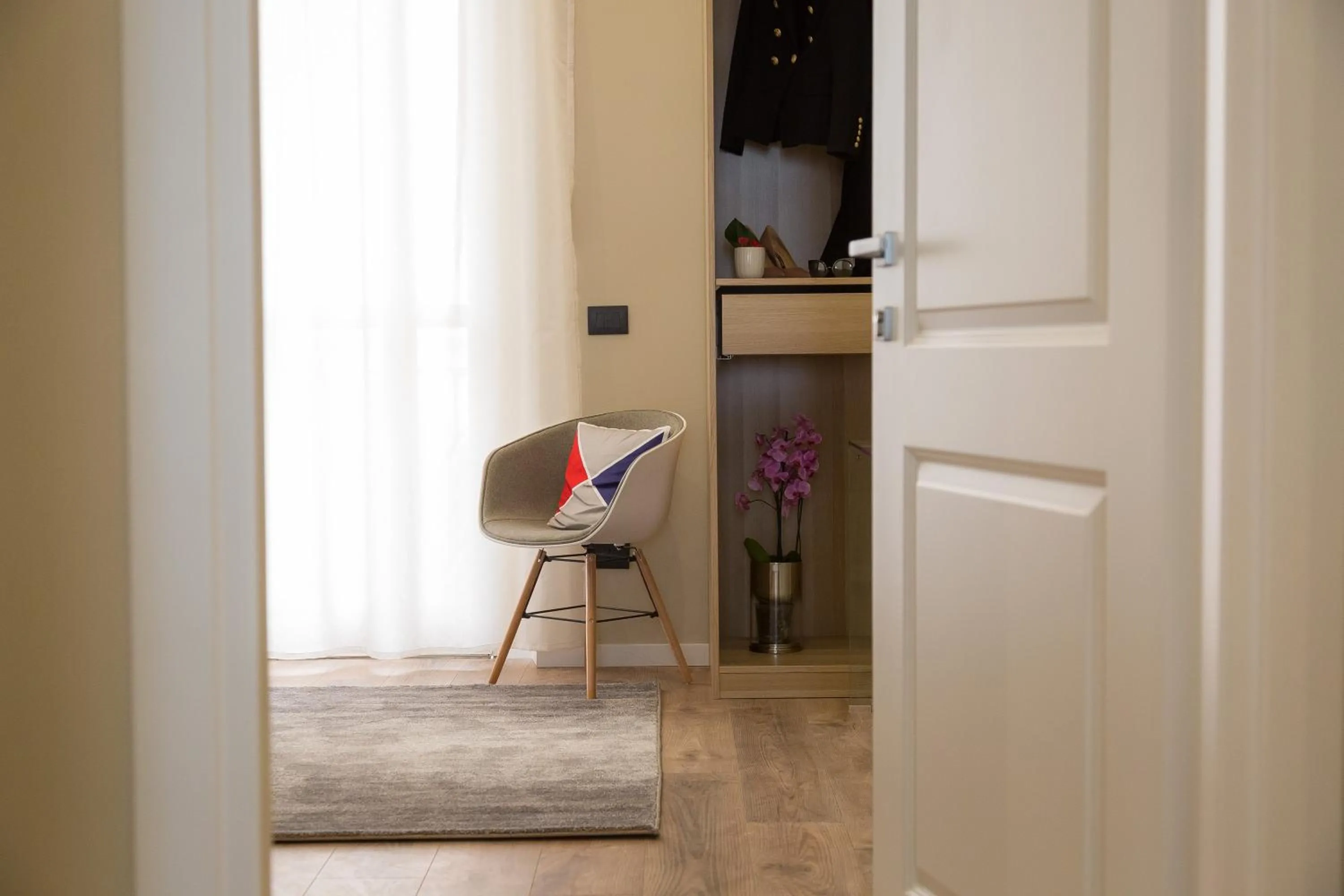 Photo of the whole room in 126 Gracchi Suites