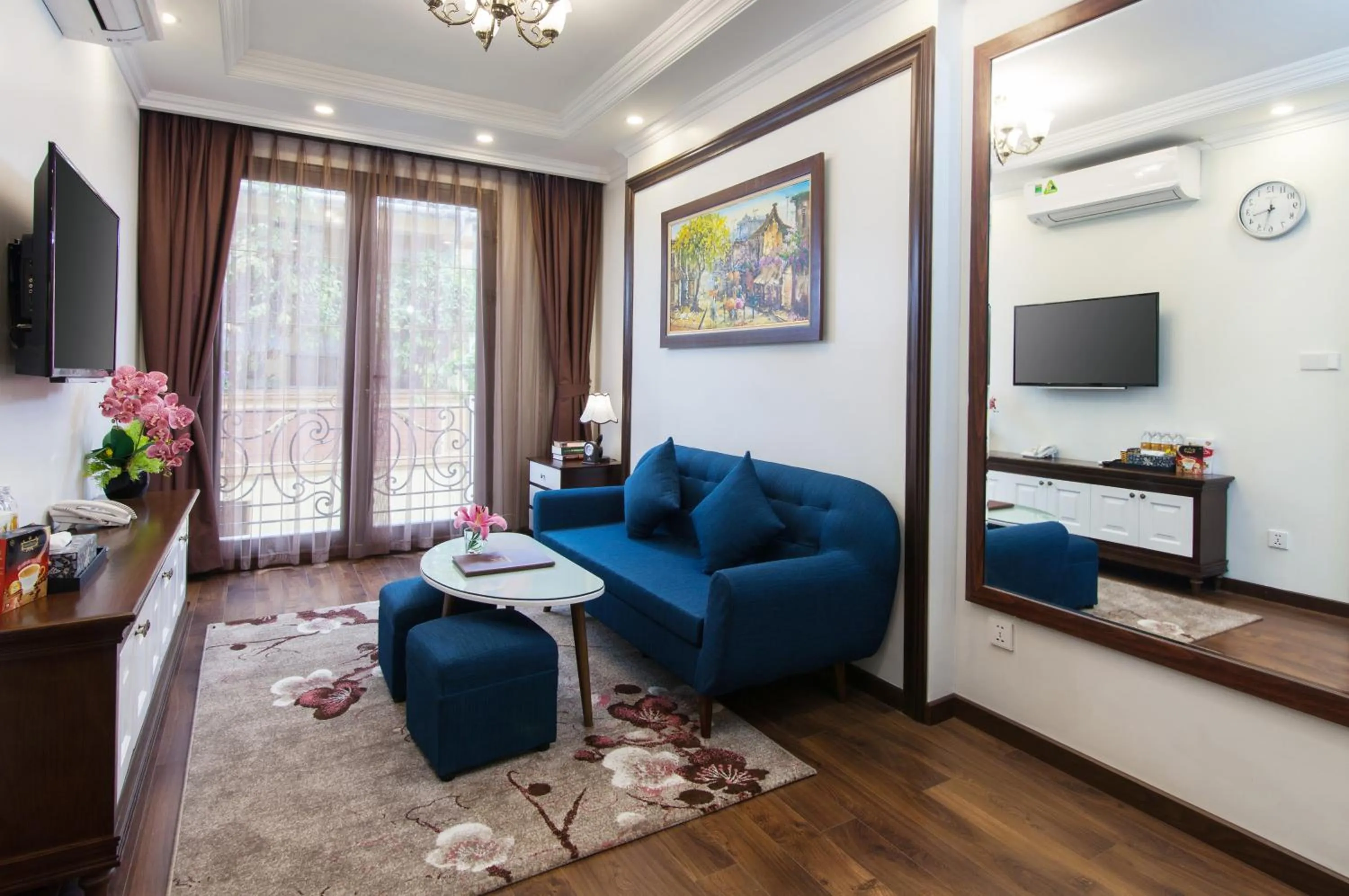 Living room in Hanoi Central Hotel & Residences