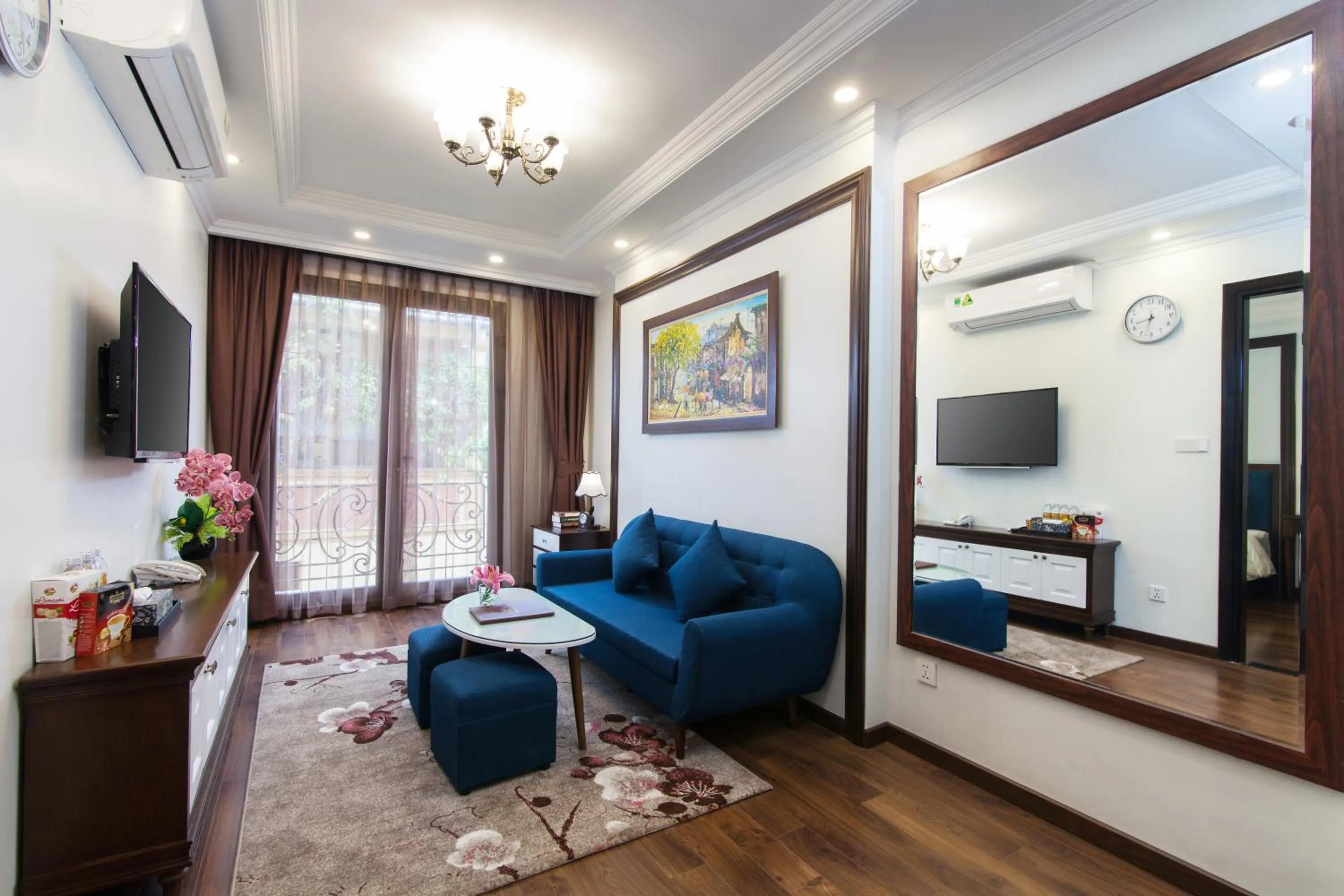 Living room in Hanoi Central Hotel & Residences