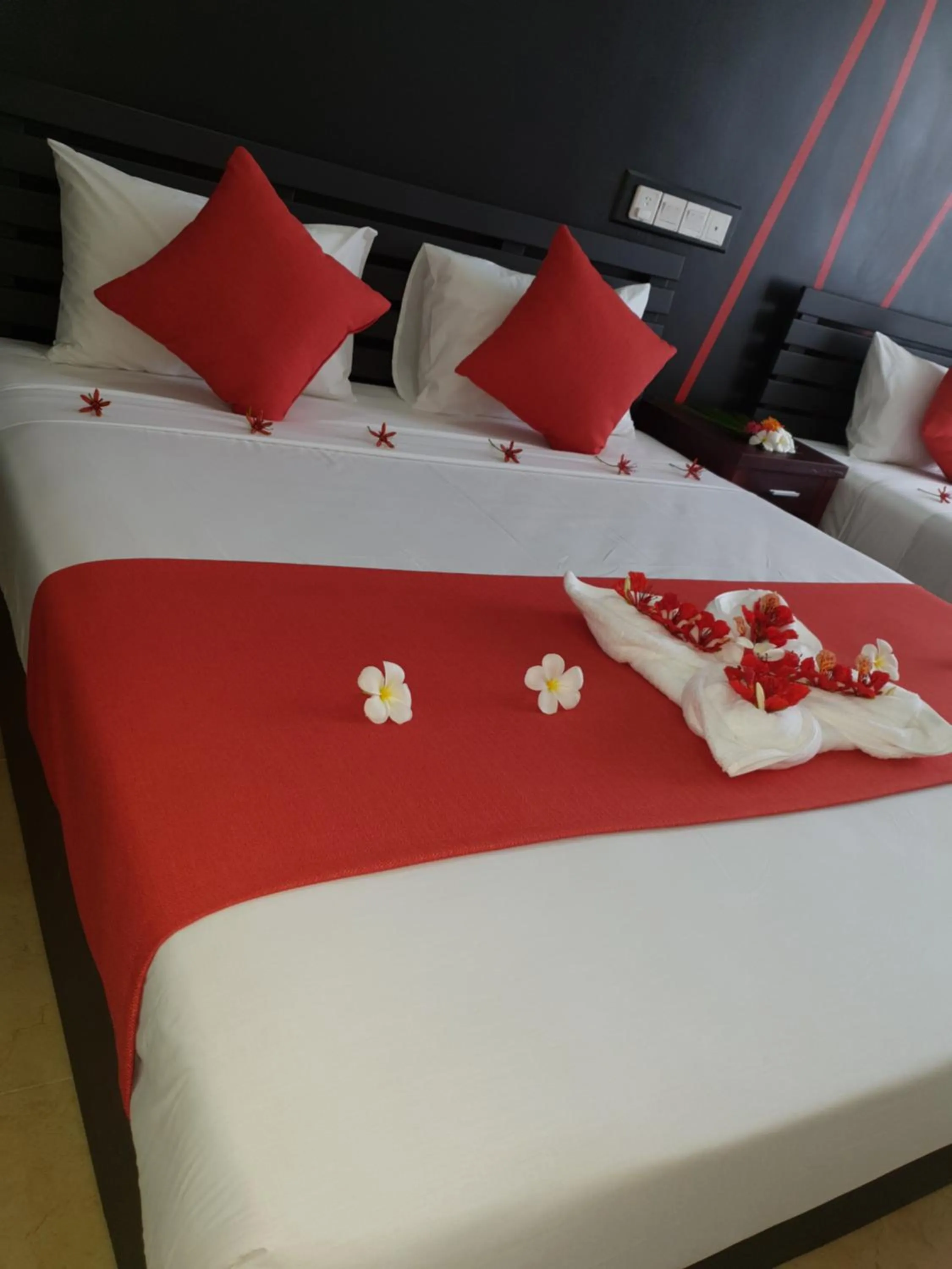 Bedroom, Bed in Nasau Resort & Villas