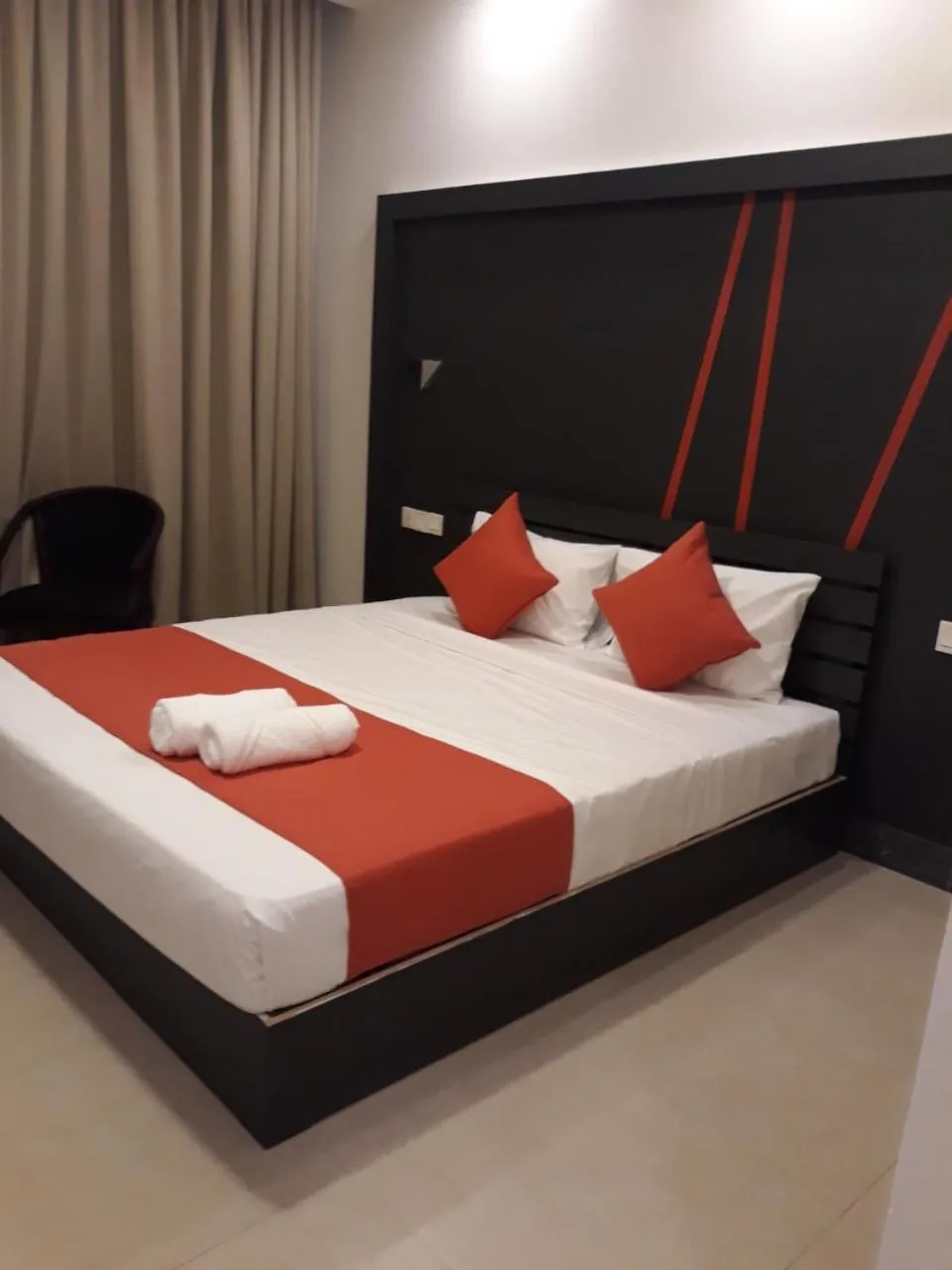 Bedroom, Bed in Nasau Resort & Villas