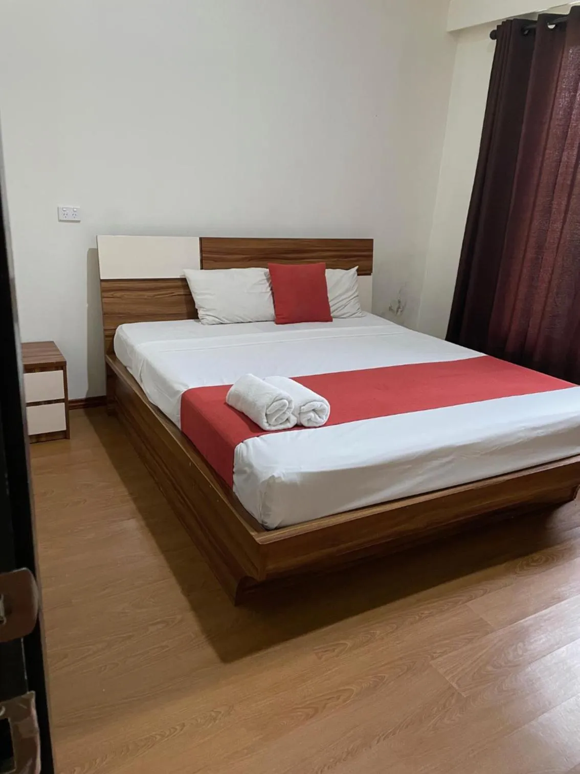 Bed in Nasau Resort & Villas