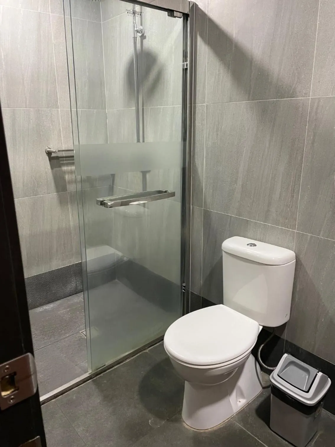 Shower in Nasau Resort & Villas