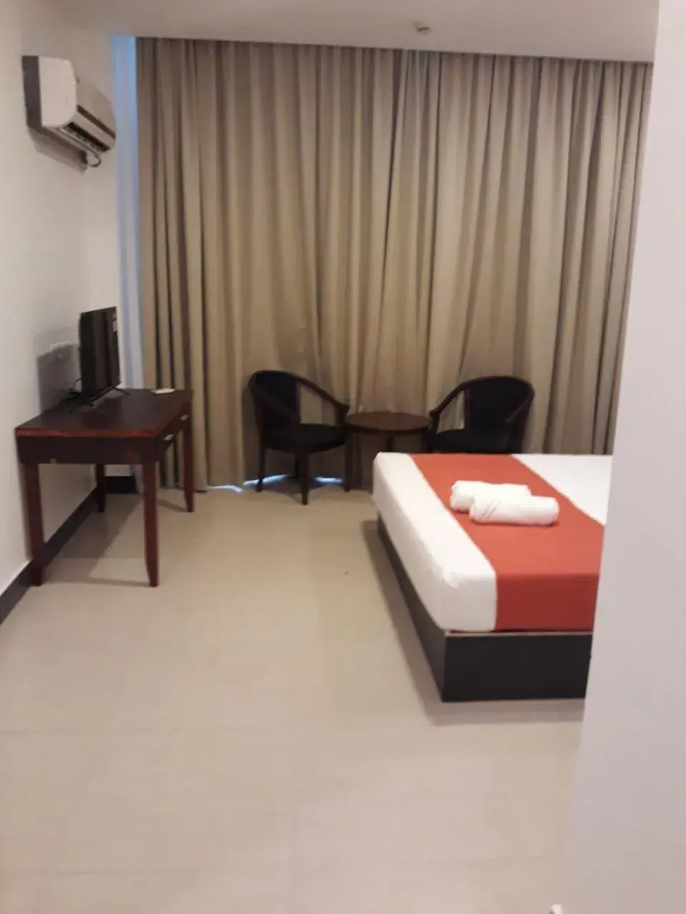 Bed in Nasau Resort & Villas Bed in Nasau Resort & Villas