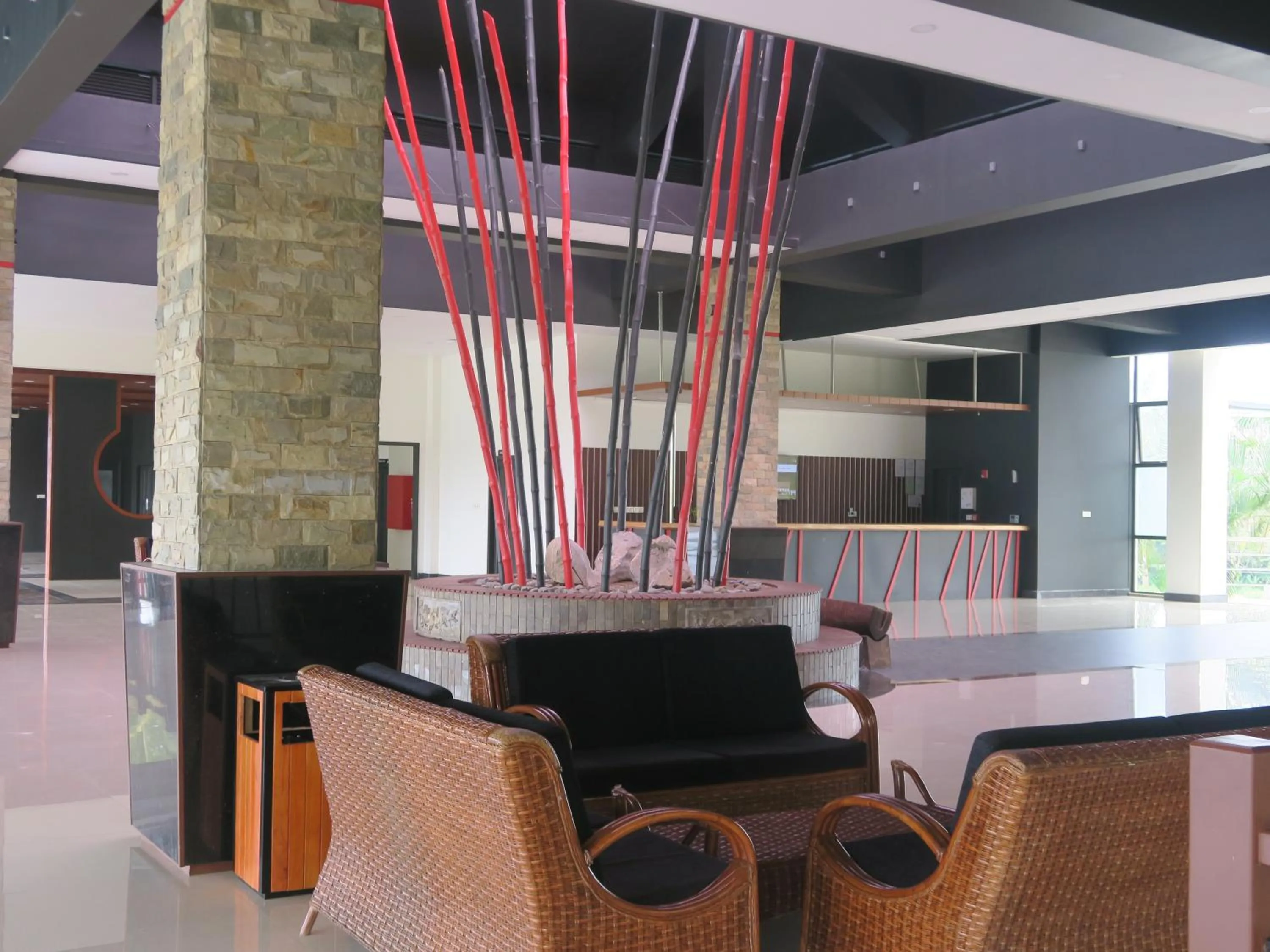 Restaurant/places to eat in Nasau Resort & Villas