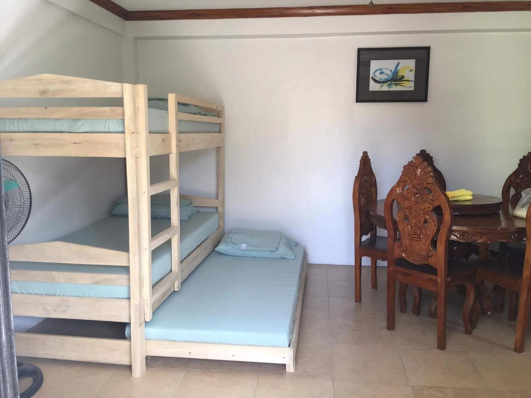 Bed in Double Diamond Inn Guest House